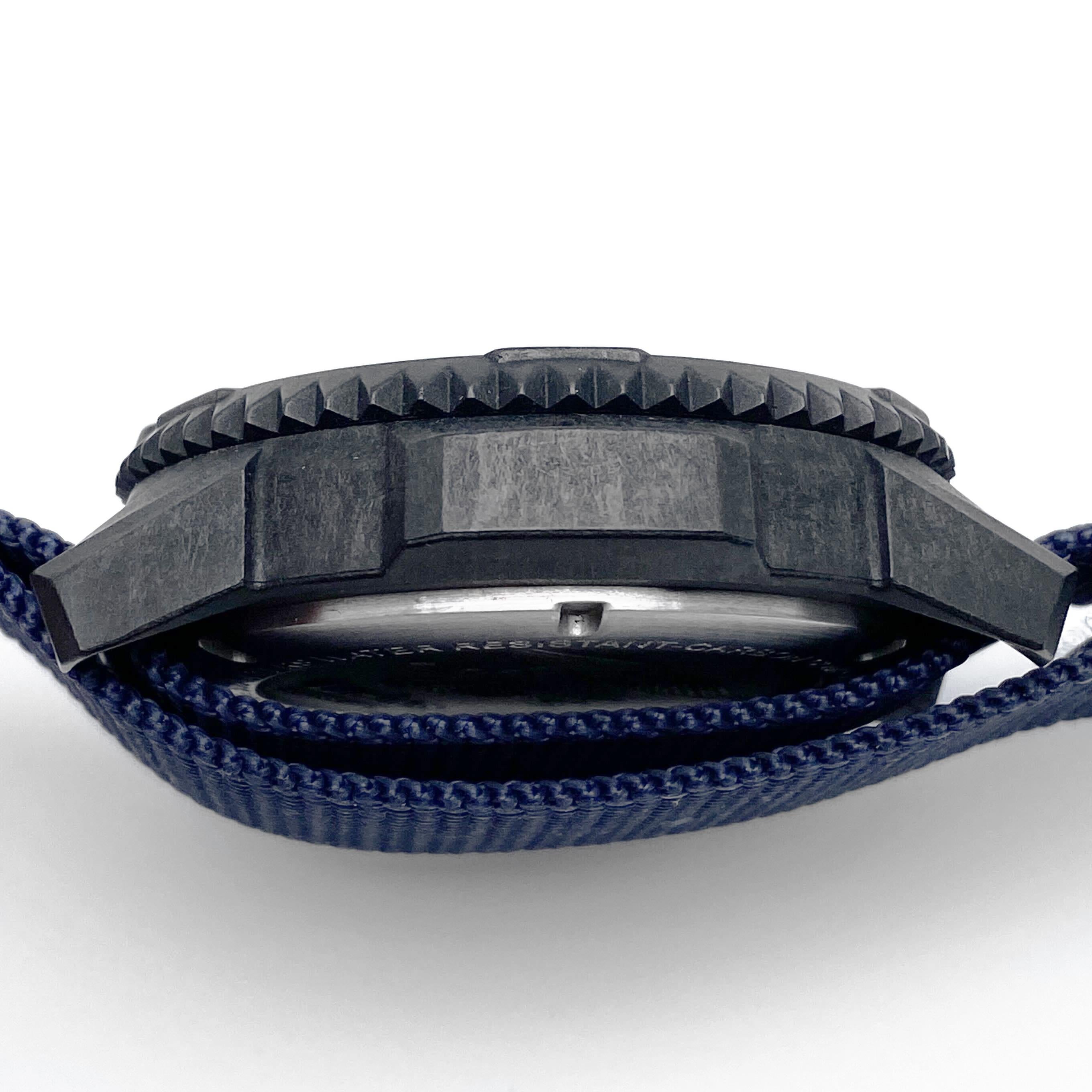 luminox 300m