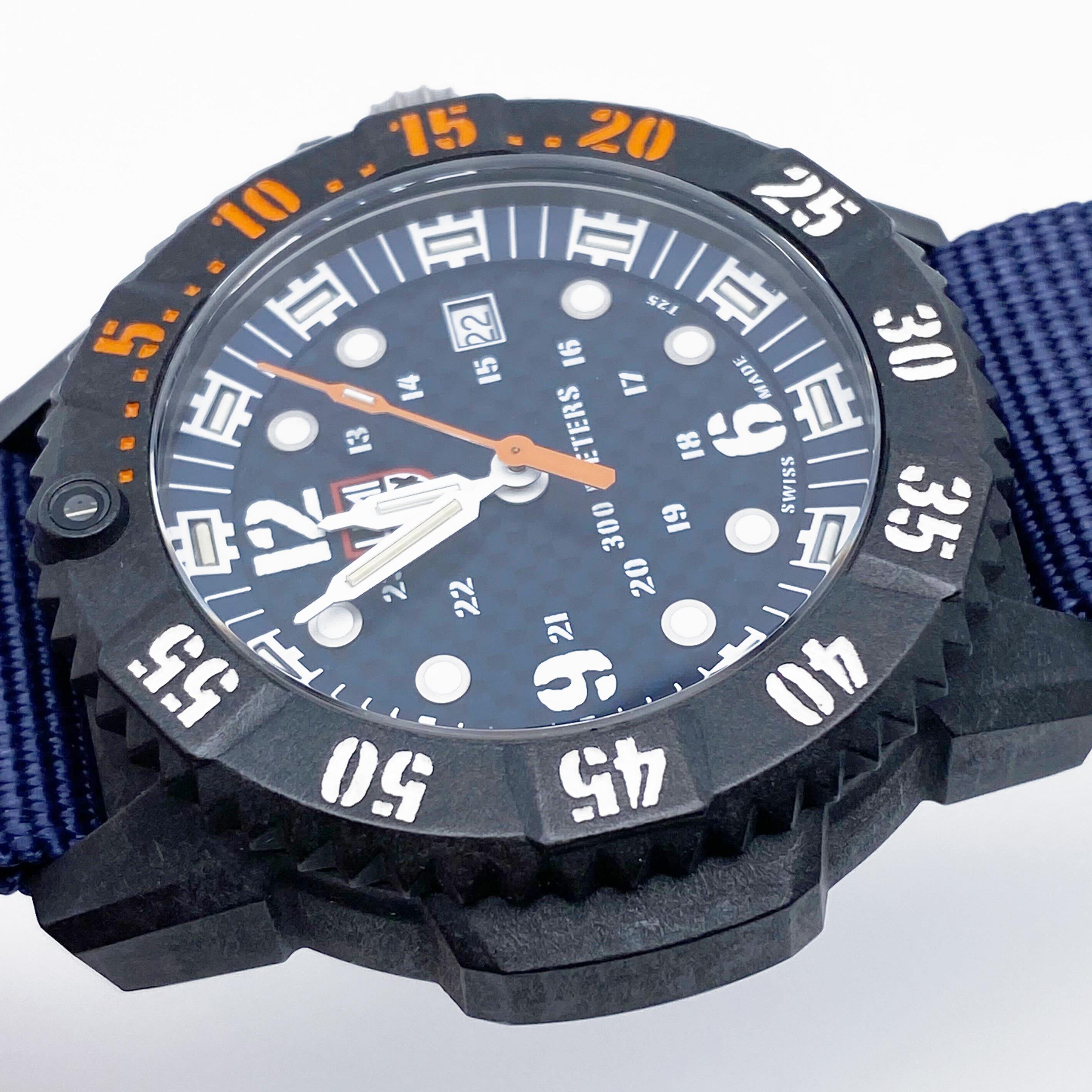 Men's Luminox Master Carbon Seal 300m Blue Dial Quartz Mens Watch XS.3803.C