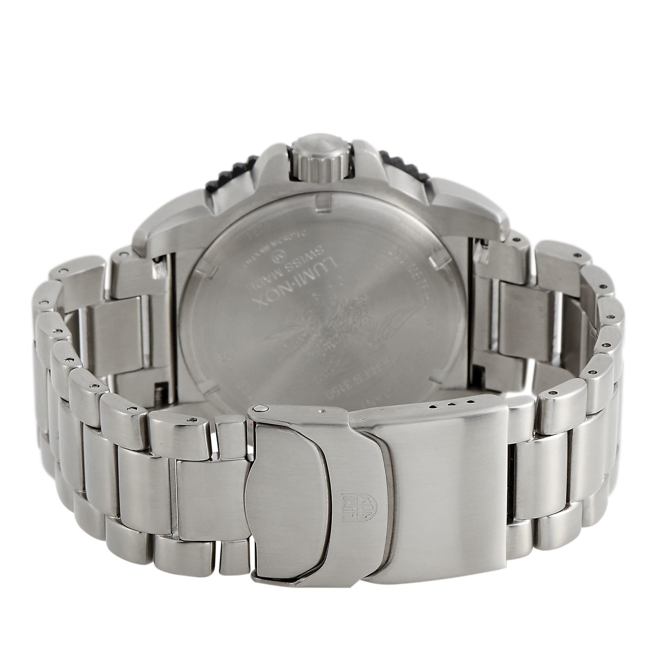 luminox 3152