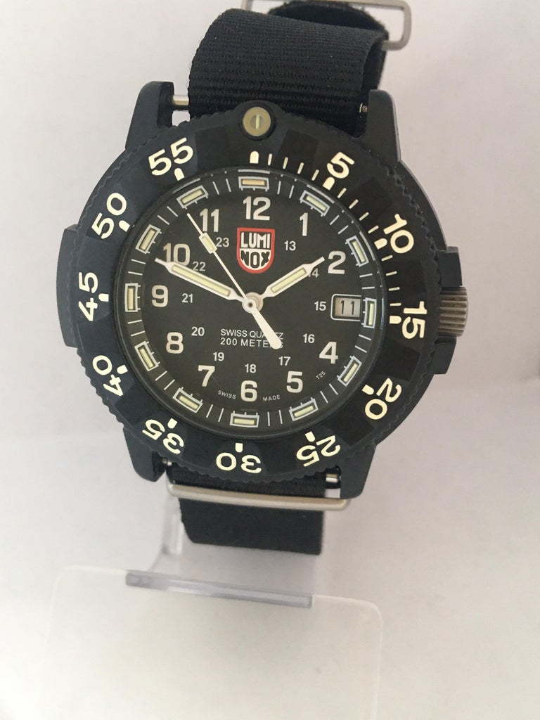 Luminox Series 3000/3900 Stainless Steel Back Quartz Wristwatch For