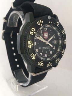 Luminox Series 3000/3900 Stainless Steel Back Quartz Wristwatch
