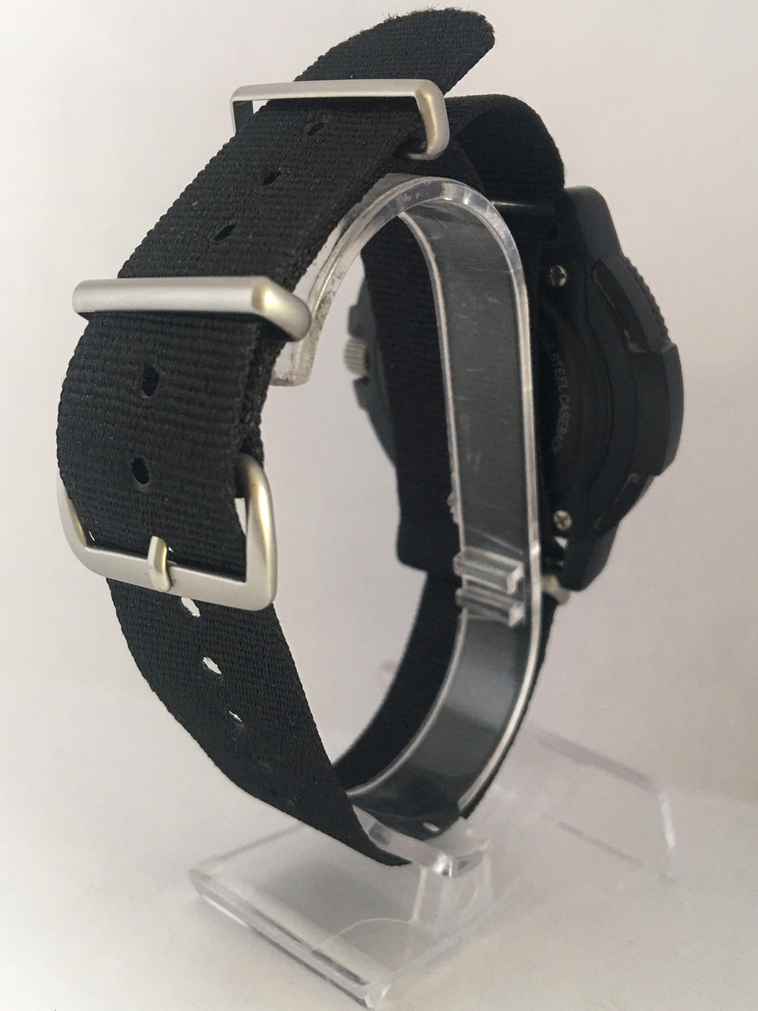 Luminox Series 3000/3900 Stainless Steel Back Quartz Wristwatch In Good Condition For Sale In Carlisle, GB