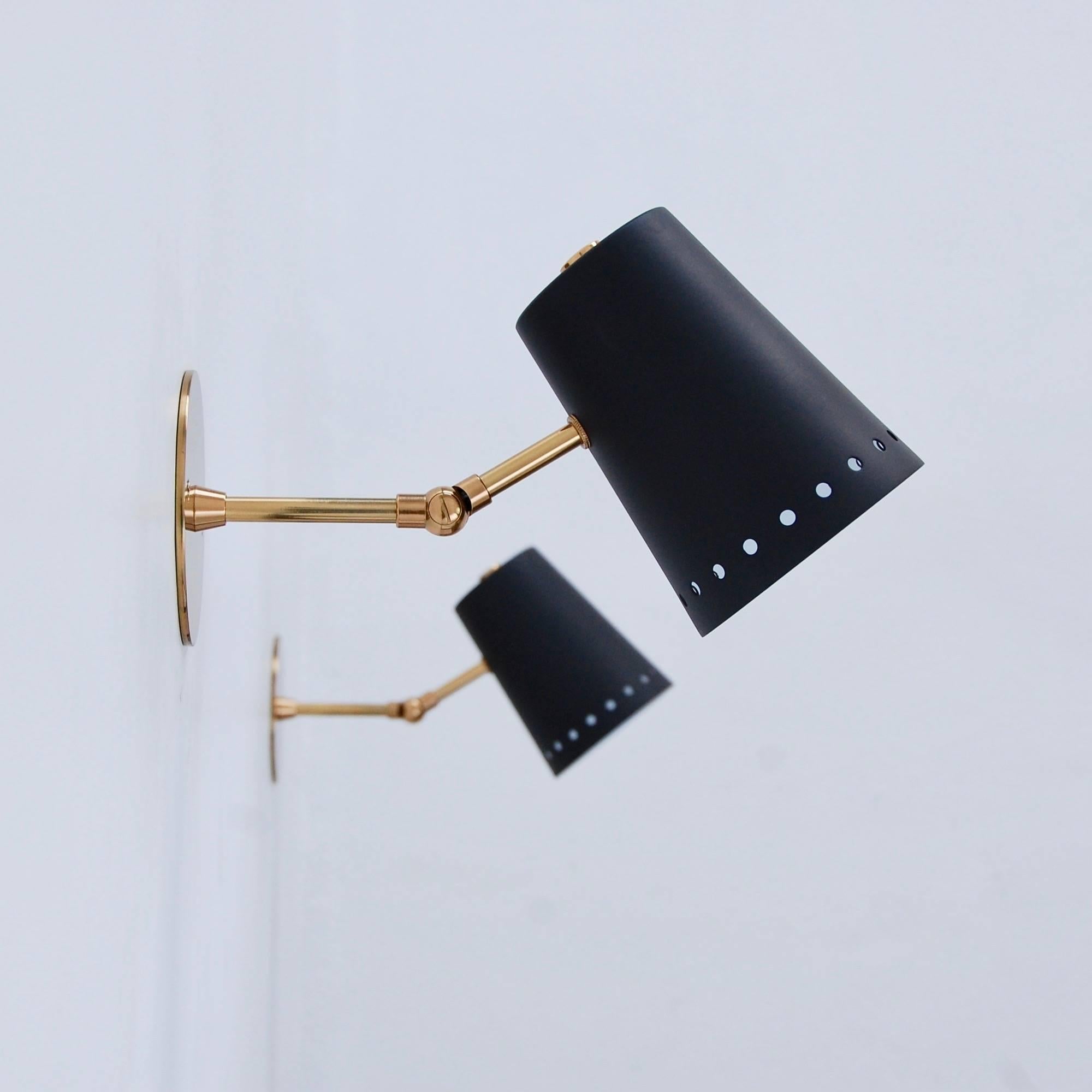 Mid-Century Modern LUmmer Sconce For Sale