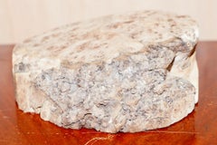 Ein Stück kürzlich geschnitztes Wurzelnussholz:: ideal für die Herstellung eines Ständers oder kleiner Bretter