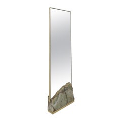 Specchio da terra LUNÆ in onice, design contemporaneo, 180 cm, realizzato a mano