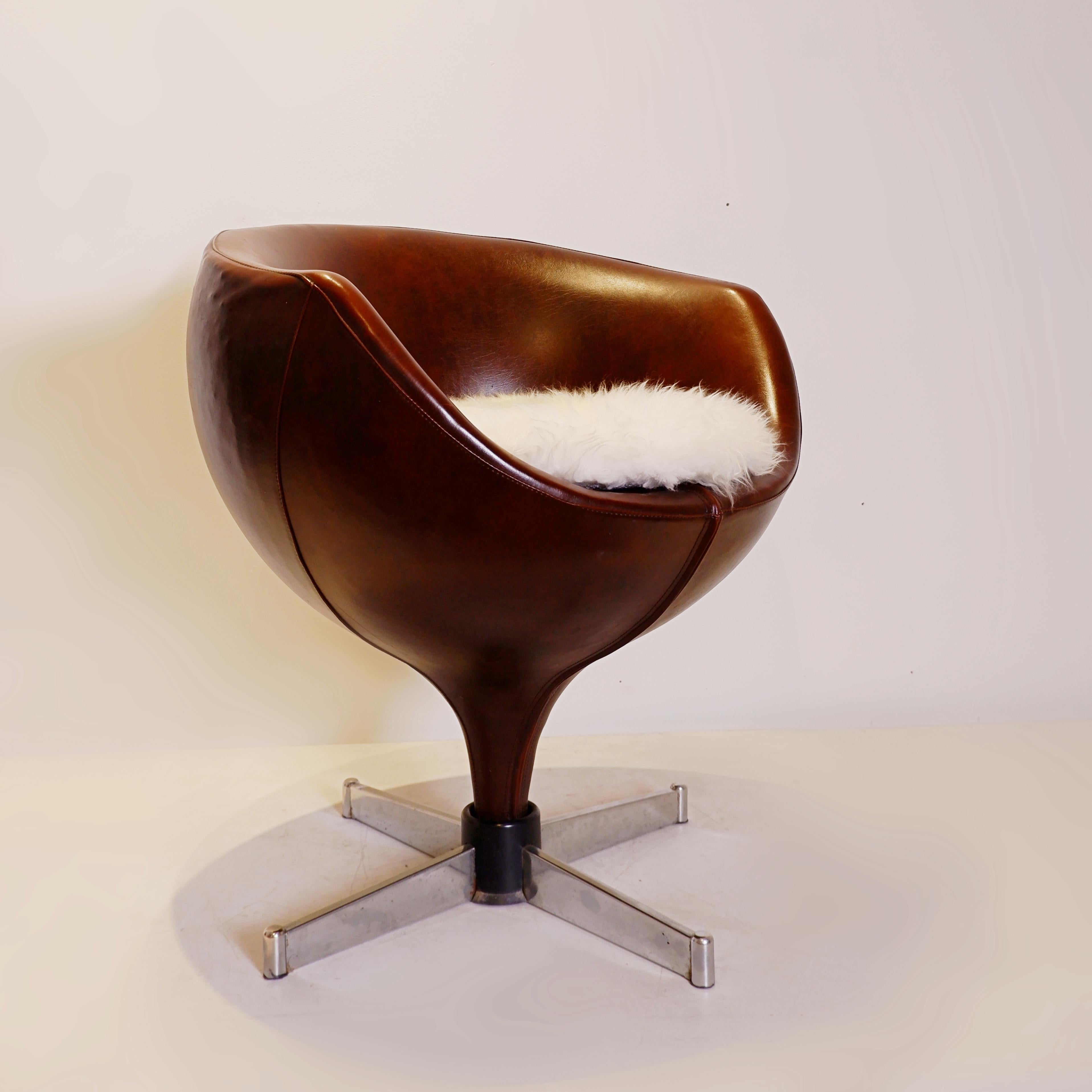 Mid-Century Modern Luna Ball side chair by Pierre Guariche, 1960's For Sale