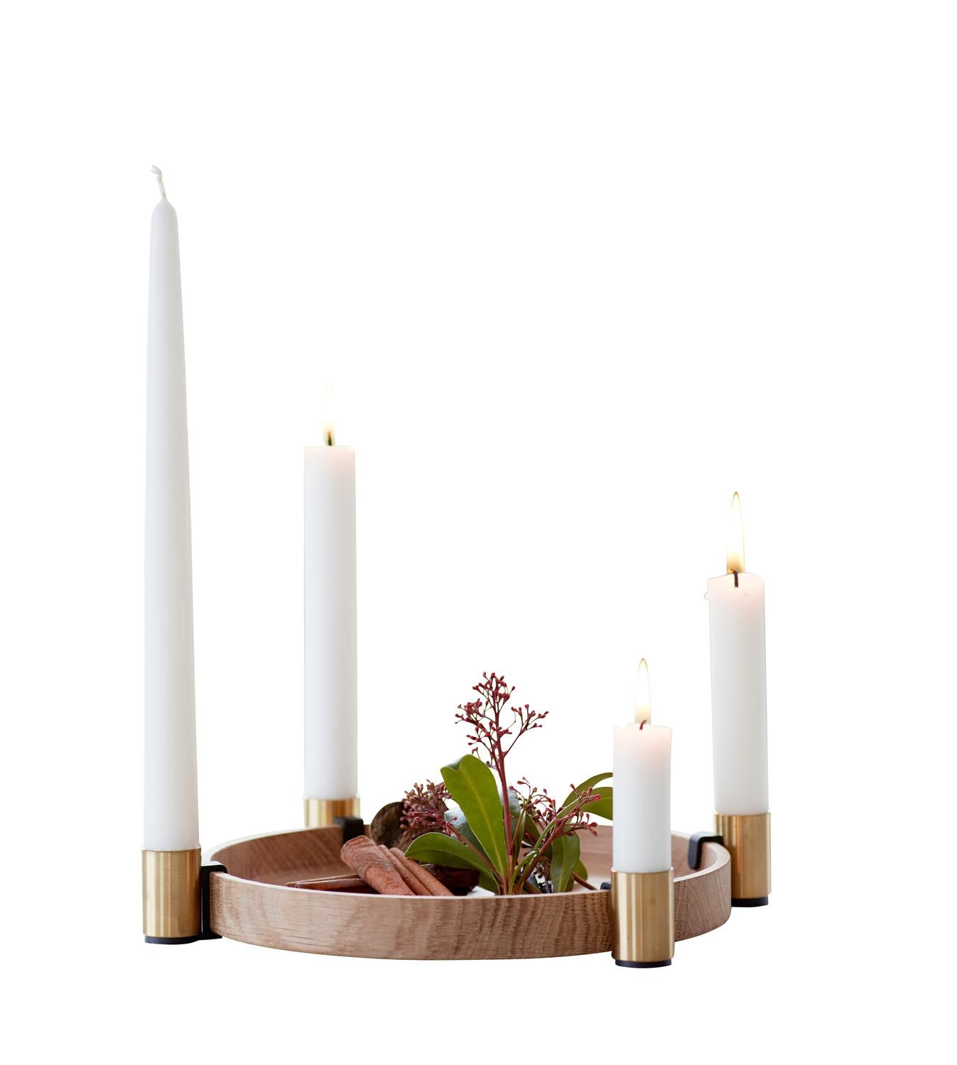 Luna Messing-Kerzenhalter und Tablett von Applicata im Angebot 3