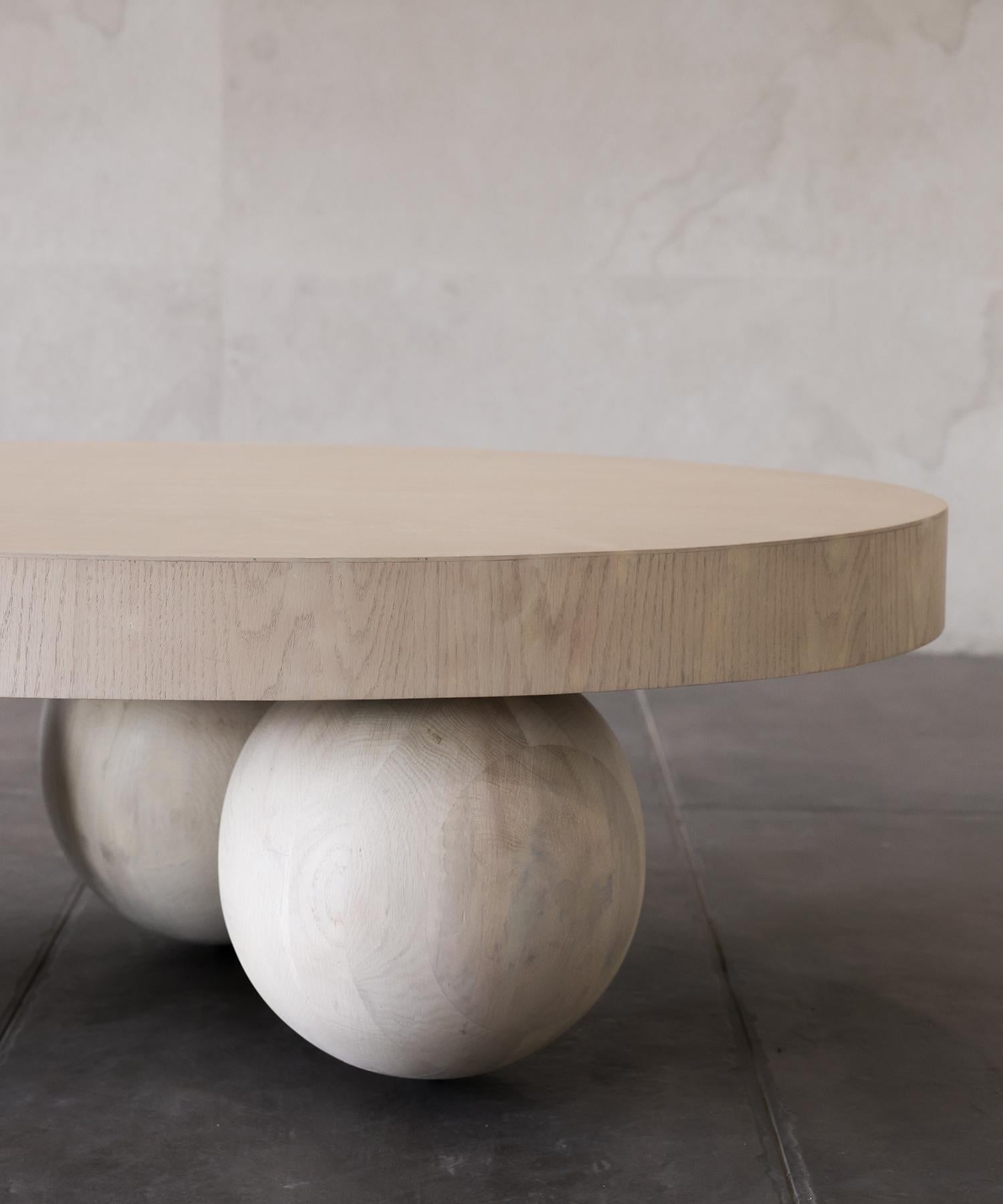 LUNA COFFEE TABLE - Bleached White Oak SHO MODERN For Sale 1