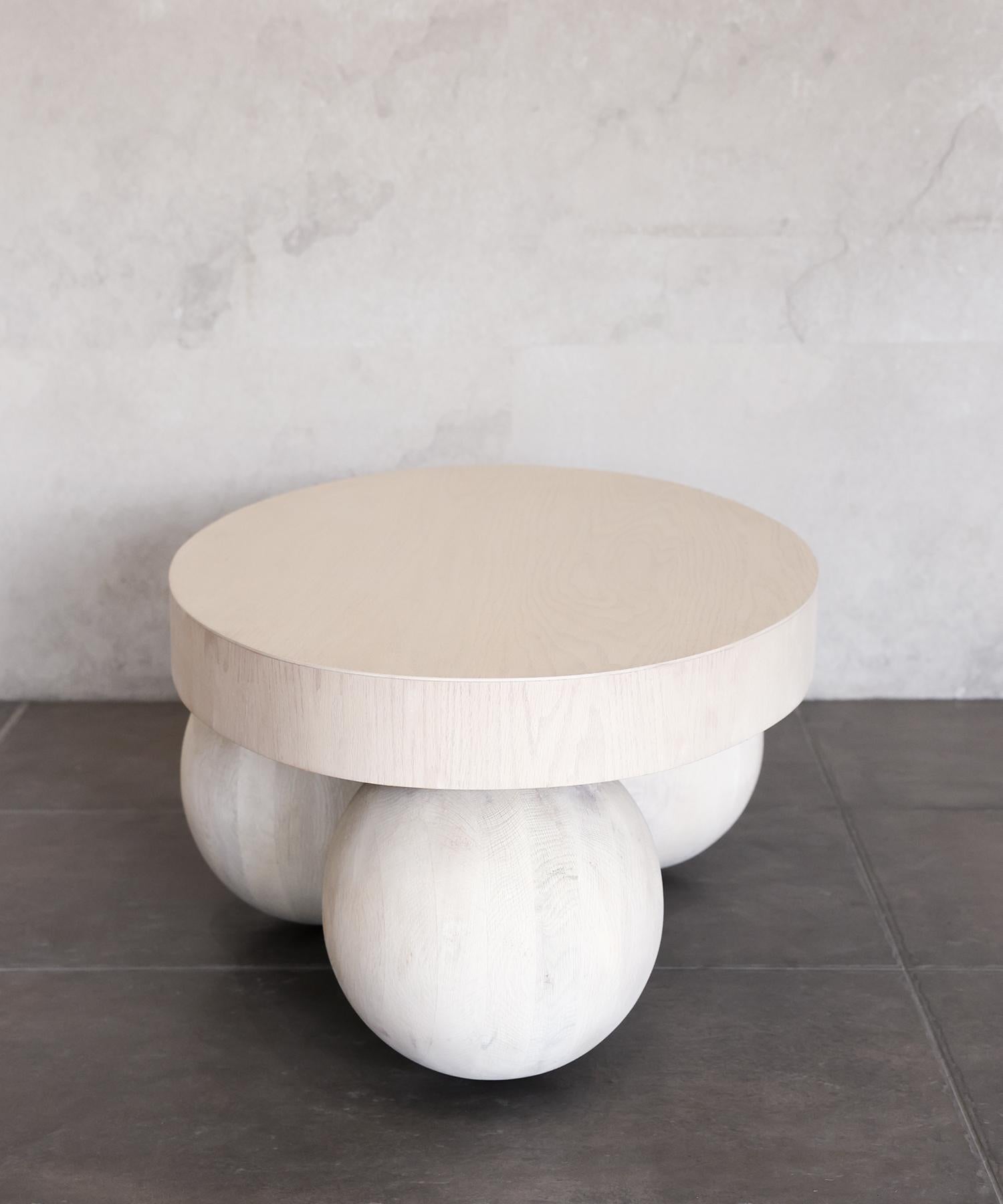 LUNA COFFEE TABLE - Bleached White Oak SHO MODERN For Sale 2