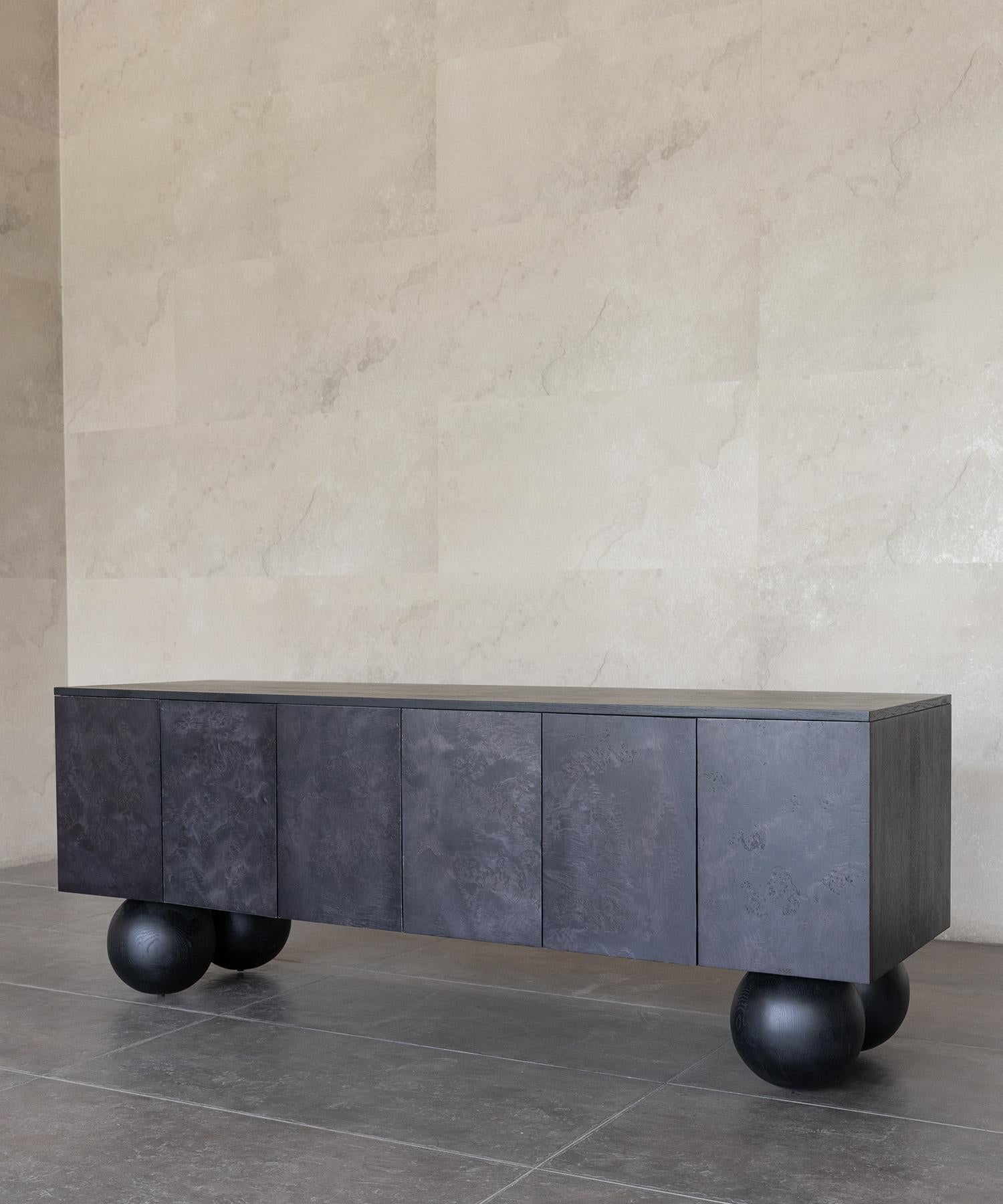 Indien TABLE LUNA CREDENZA - Ebène Noir Burlwood SHO MODERN en vente