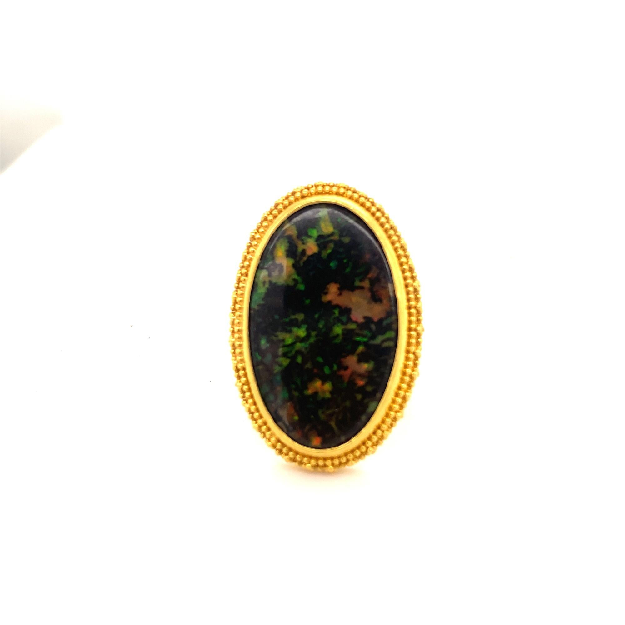 Luna Felix „Conk Wood“ Opal 22k Gelbgold Designer-Ring im Angebot 1