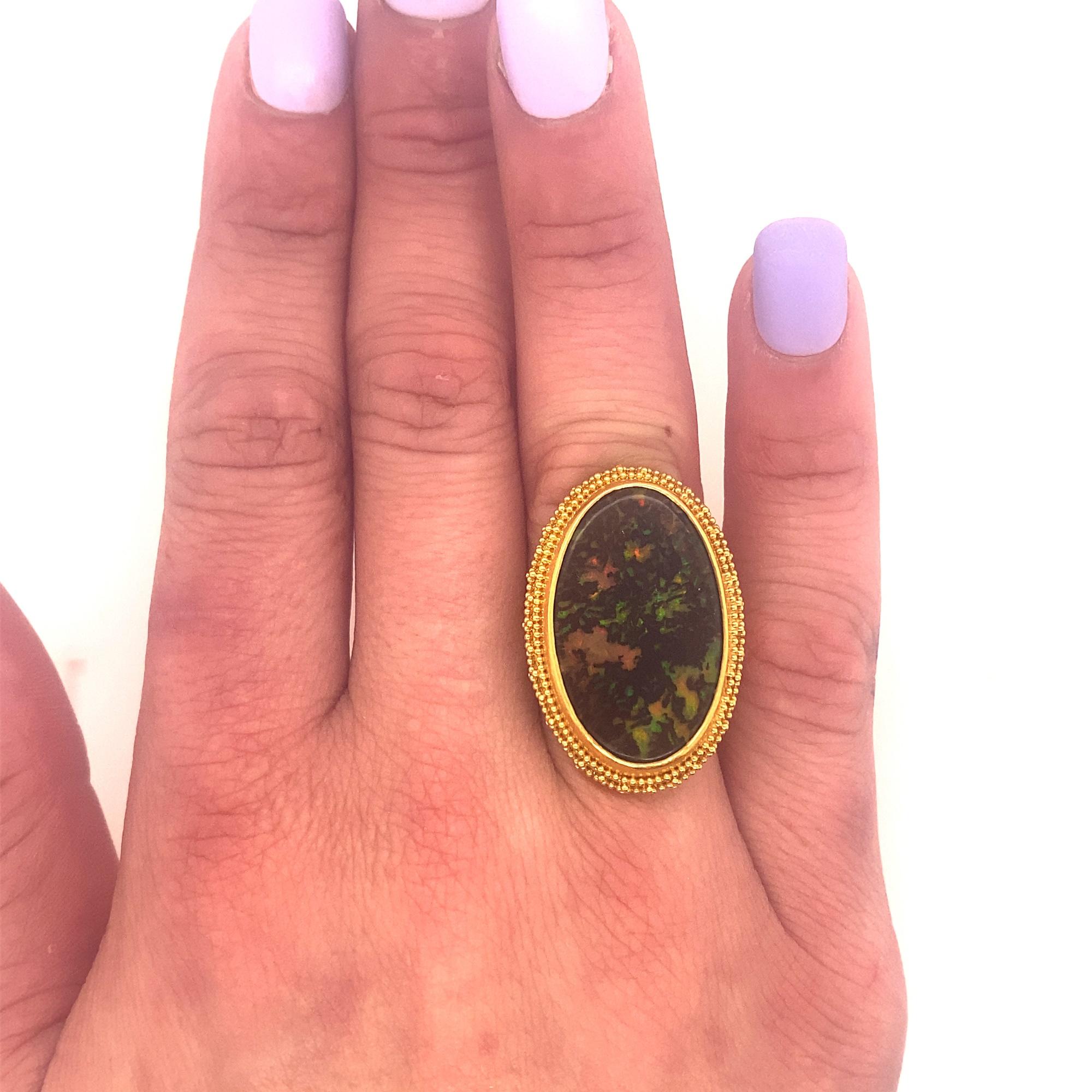 Luna Felix „Conk Wood“ Opal 22k Gelbgold Designer-Ring im Angebot 4