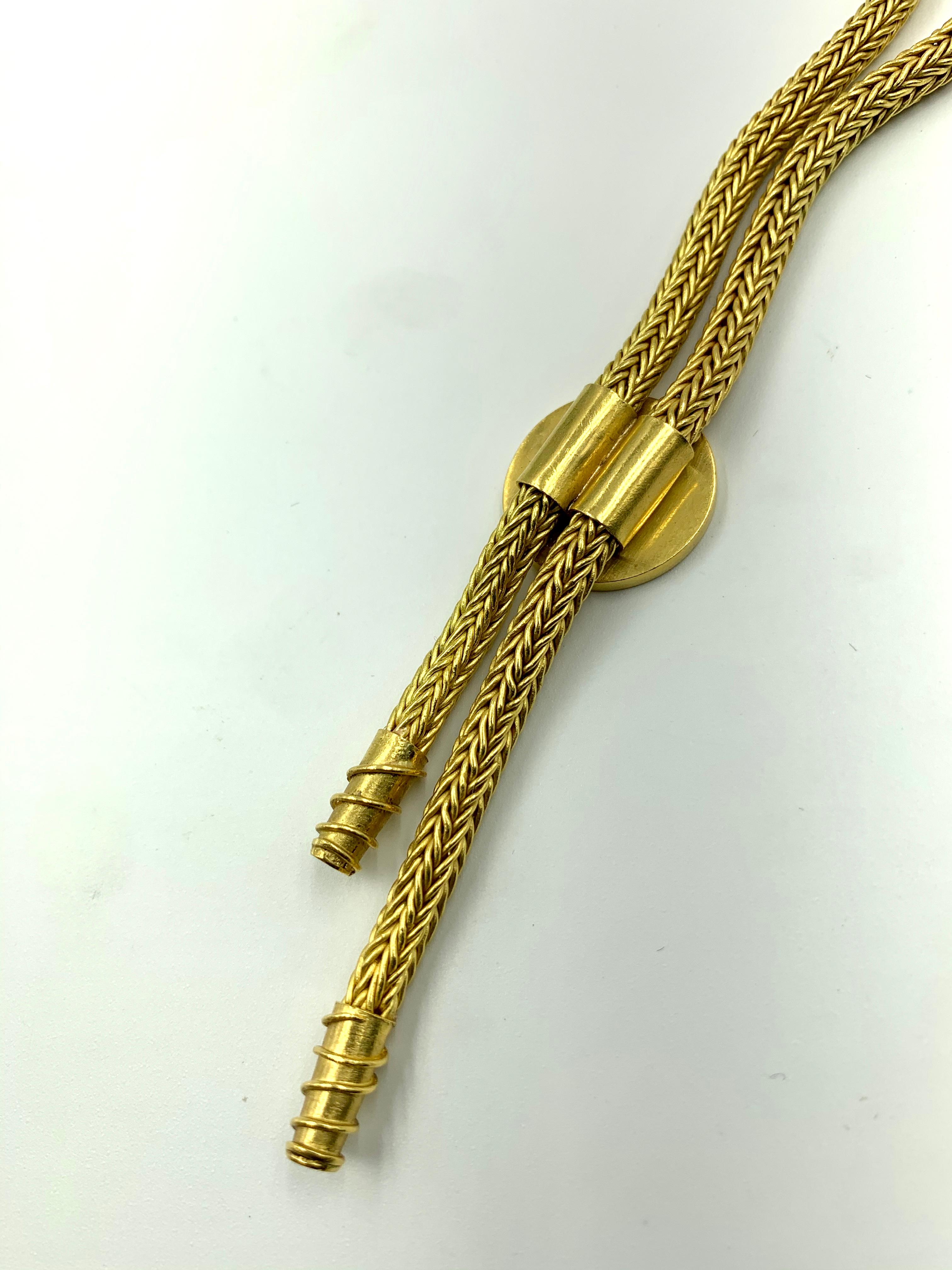 Rare Cowboy Core Vintage 22K Yellow Gold Bolo Tie Necklace by Luna Felix In Good Condition For Sale In New York, NY