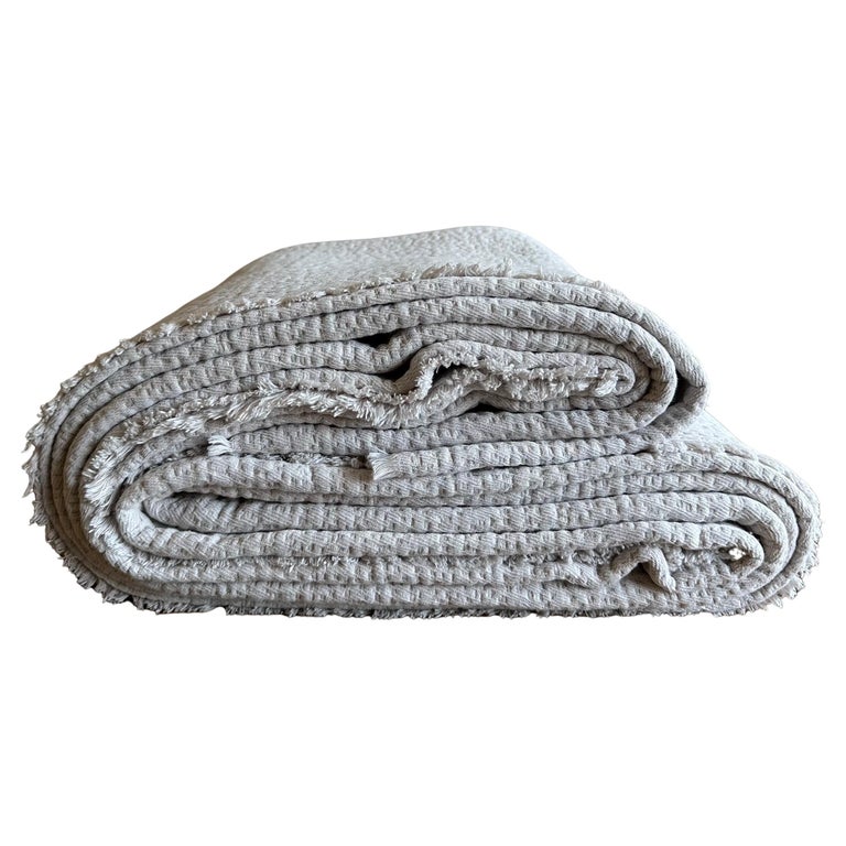Luna French Cotton Textured Coverlet for Queen or King For Sale at 1stDibs