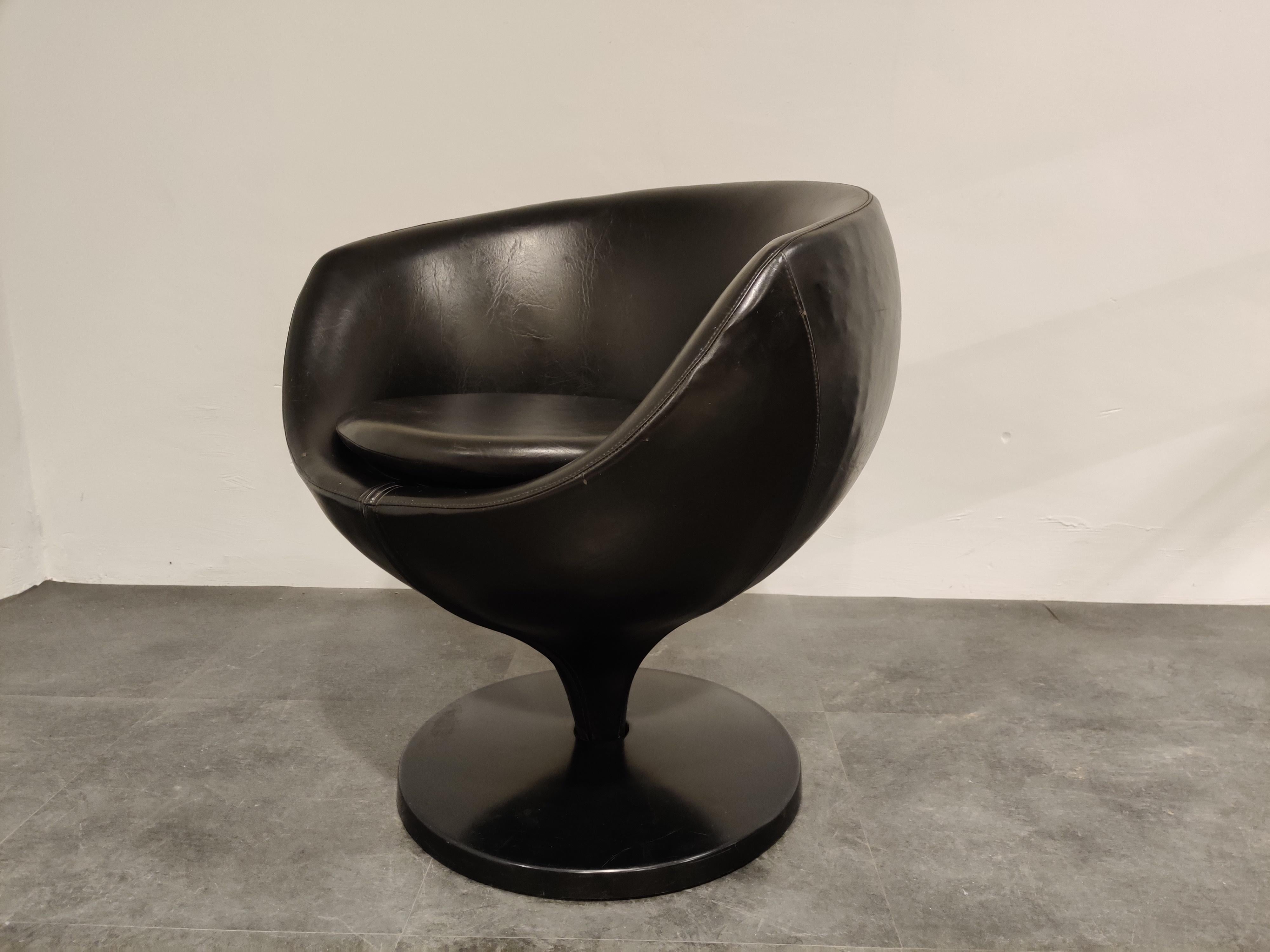 Mid-20th Century Luna Lounge Chair by Pierre Guariche for Meurop, 1960s