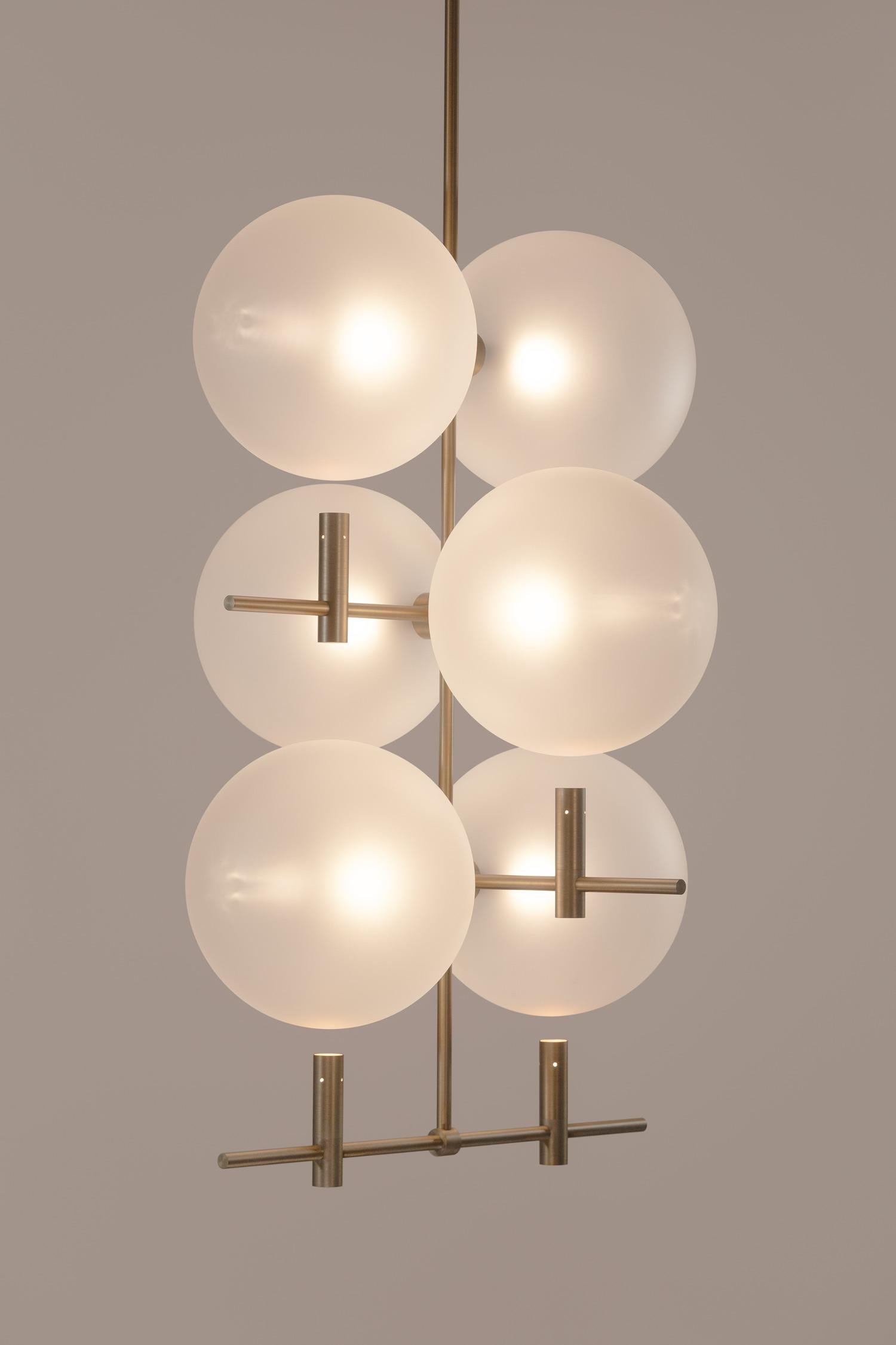 Luna Luminaire / Chandelier Vertical II06 in Brushed Gold For Sale 4