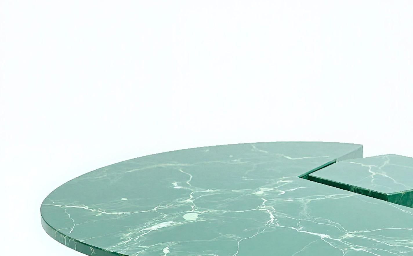 Fait main Table basse Luna d'inspiration mi-siècle par Artisanal en vente