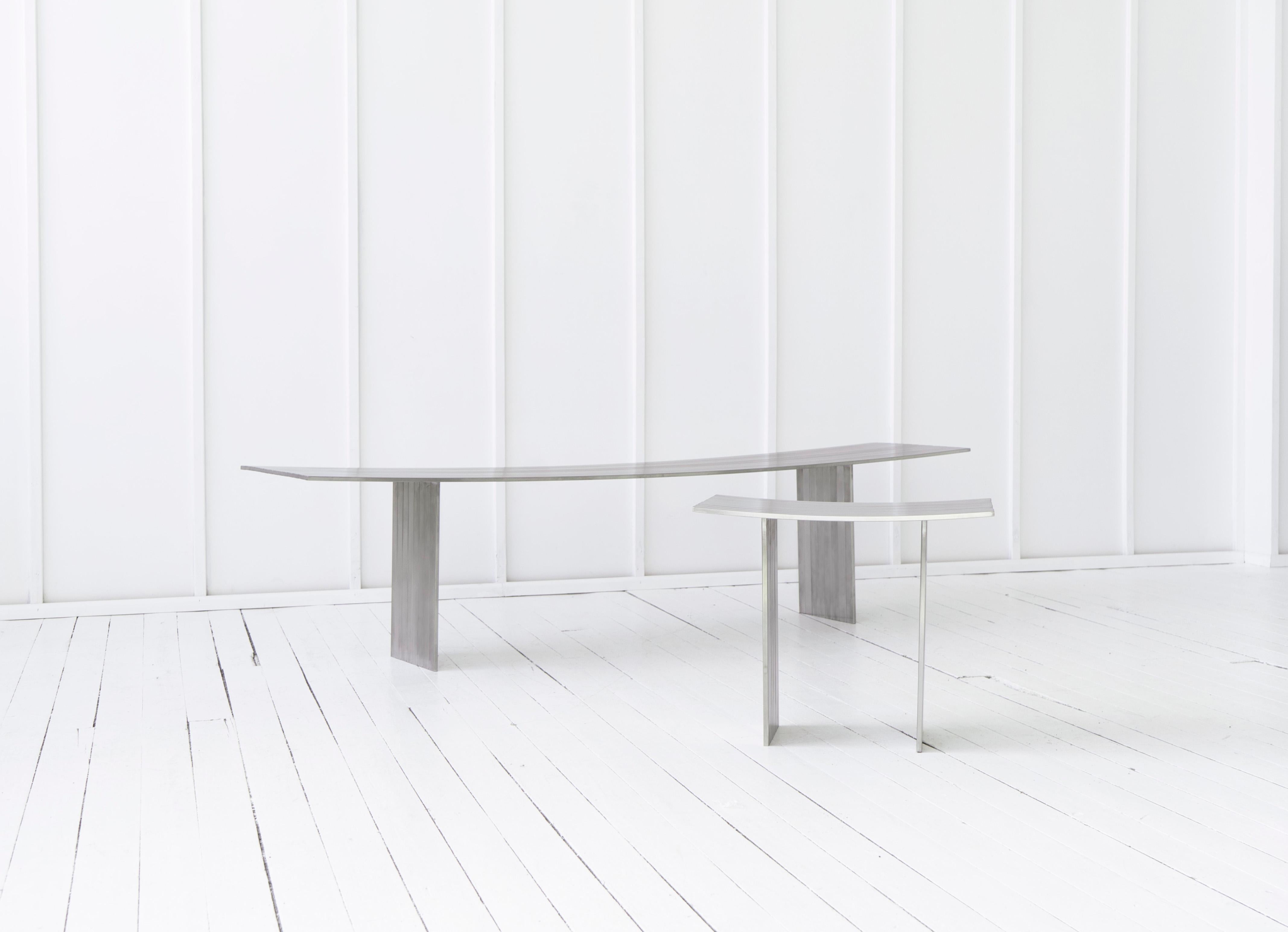 Panchina contemporanea Lunae in acciaio inox In condizioni Nuovo in vendita a London, GB