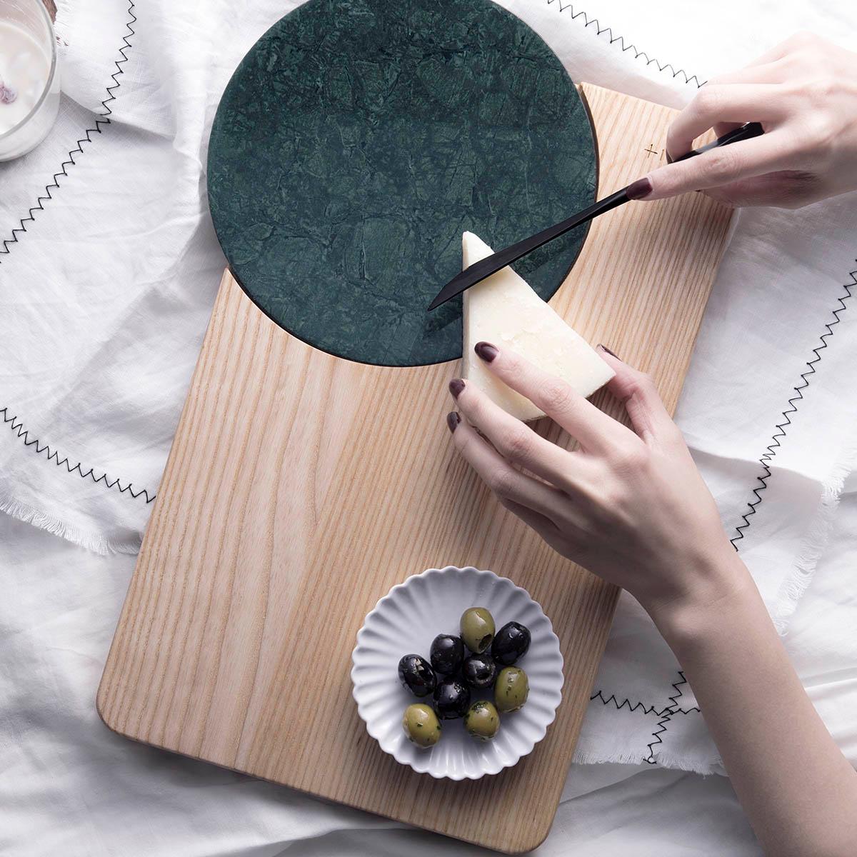 Hand-Crafted Lunar 2-in-1 Cutting Board & Plate For Sale