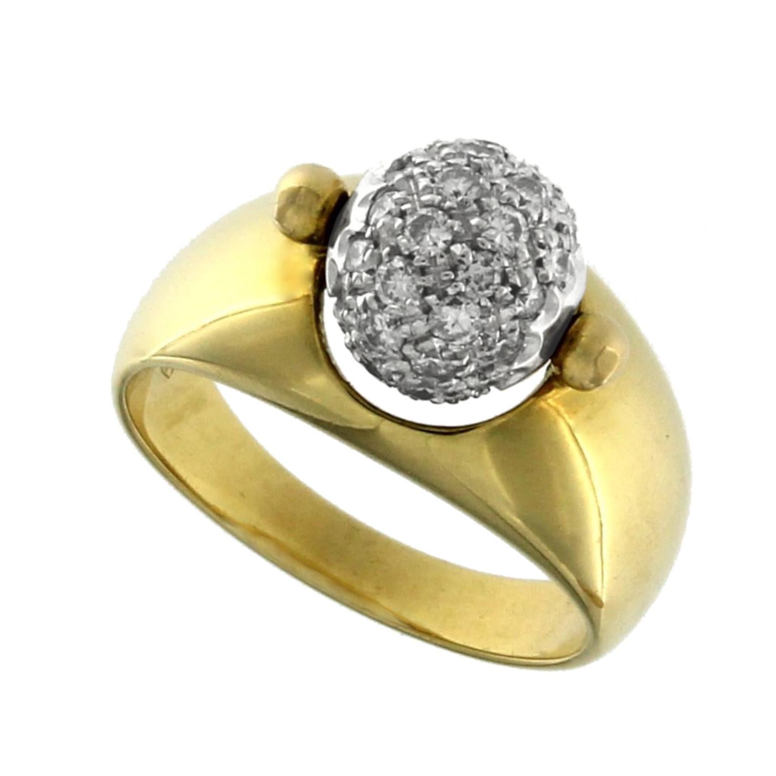 Lunar Collection Set in Yellow 18 Karat Gold and Diamonds 3