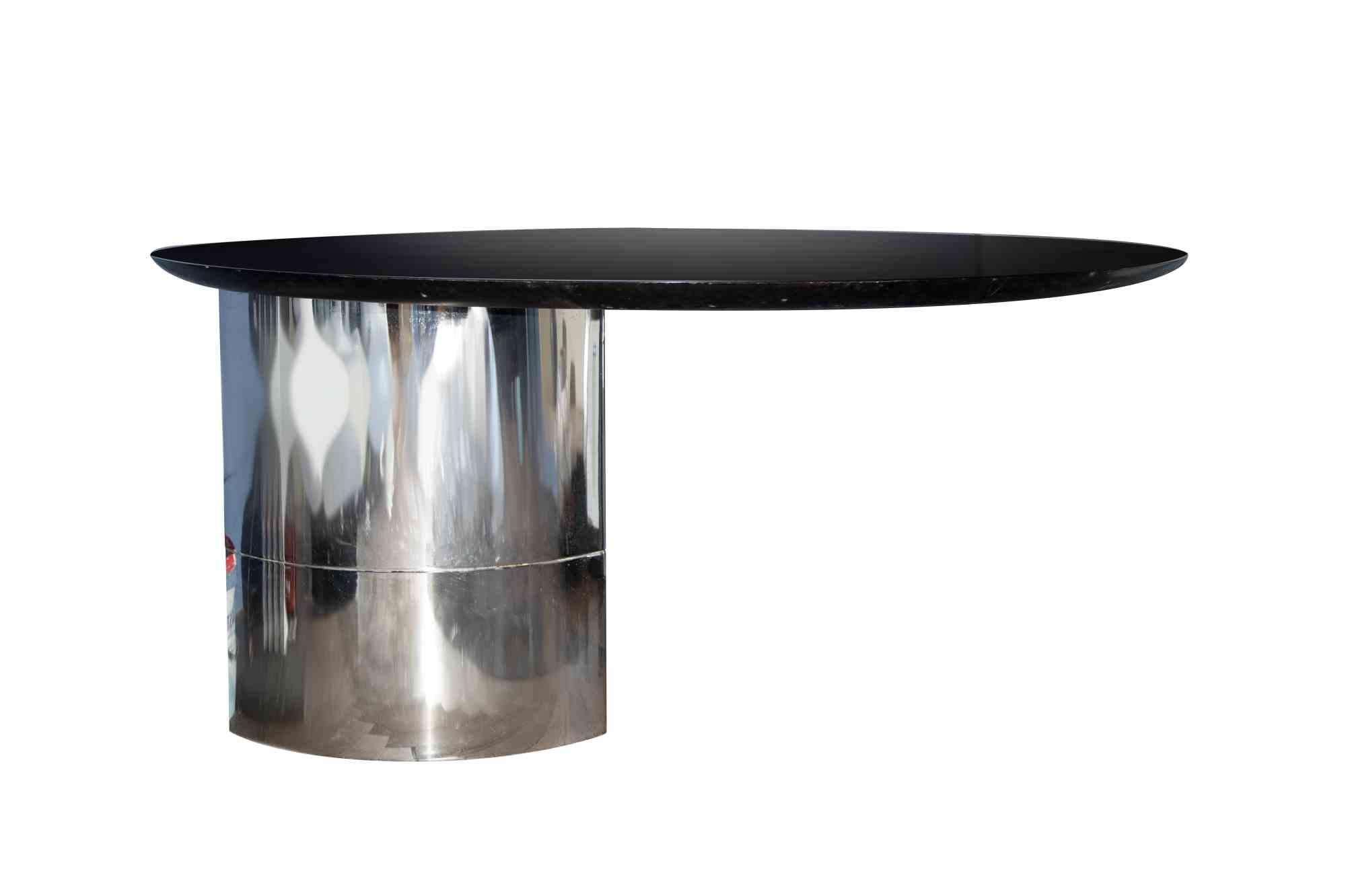 Lunario table is an original contemporary Artwork realized in Italy in the 1970s by Cini Boeri (19 June 1924 – Milan, 9 September 2020).

Created for Knoll.

Made in Italy.

Total dimensions: 72 cm x 110 cm x 150 cm. The weight is