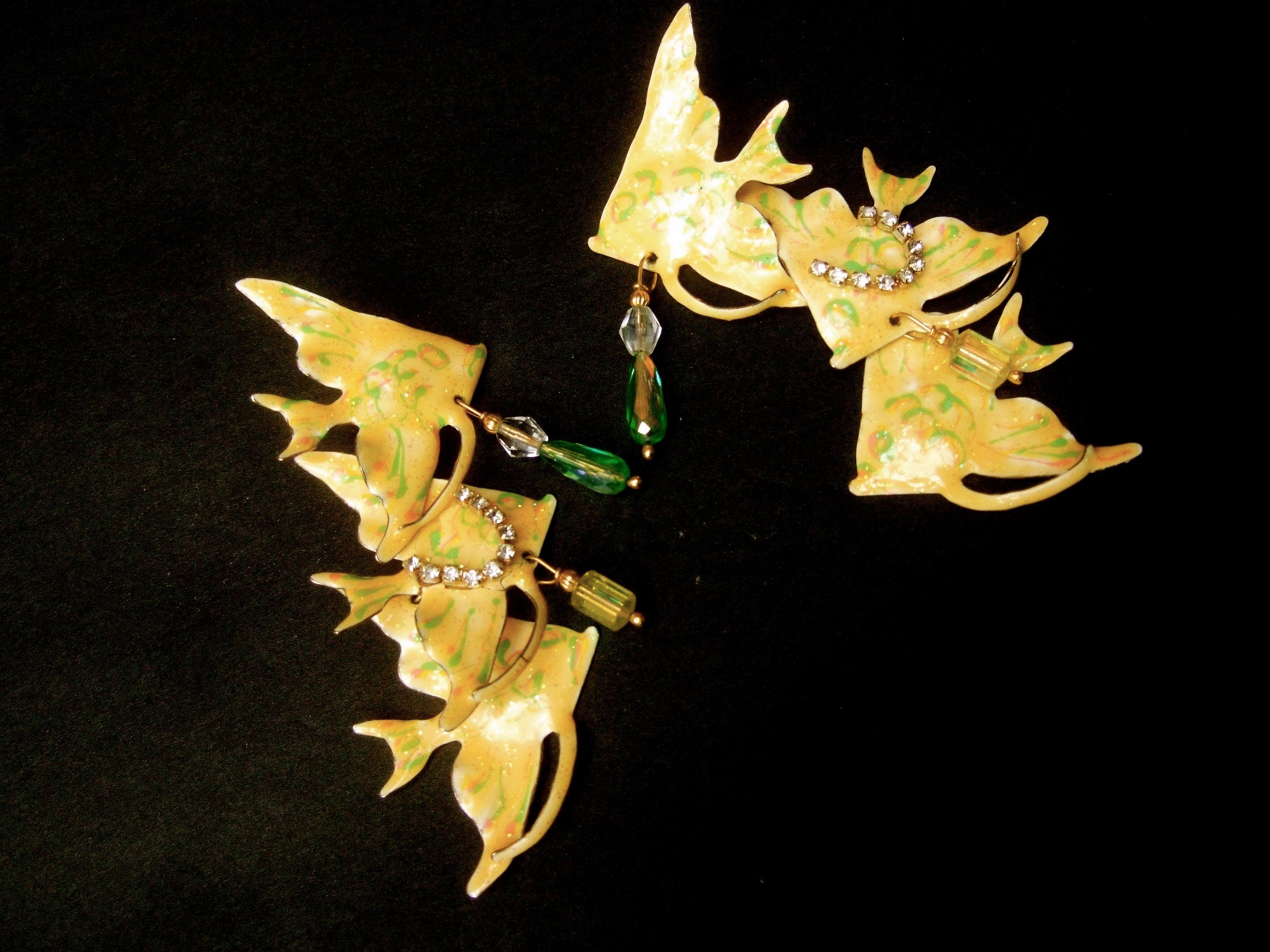 Lunch At The Ritz Dangling Enamel Articulated Fish Theme Earrings c 1980s For Sale 1