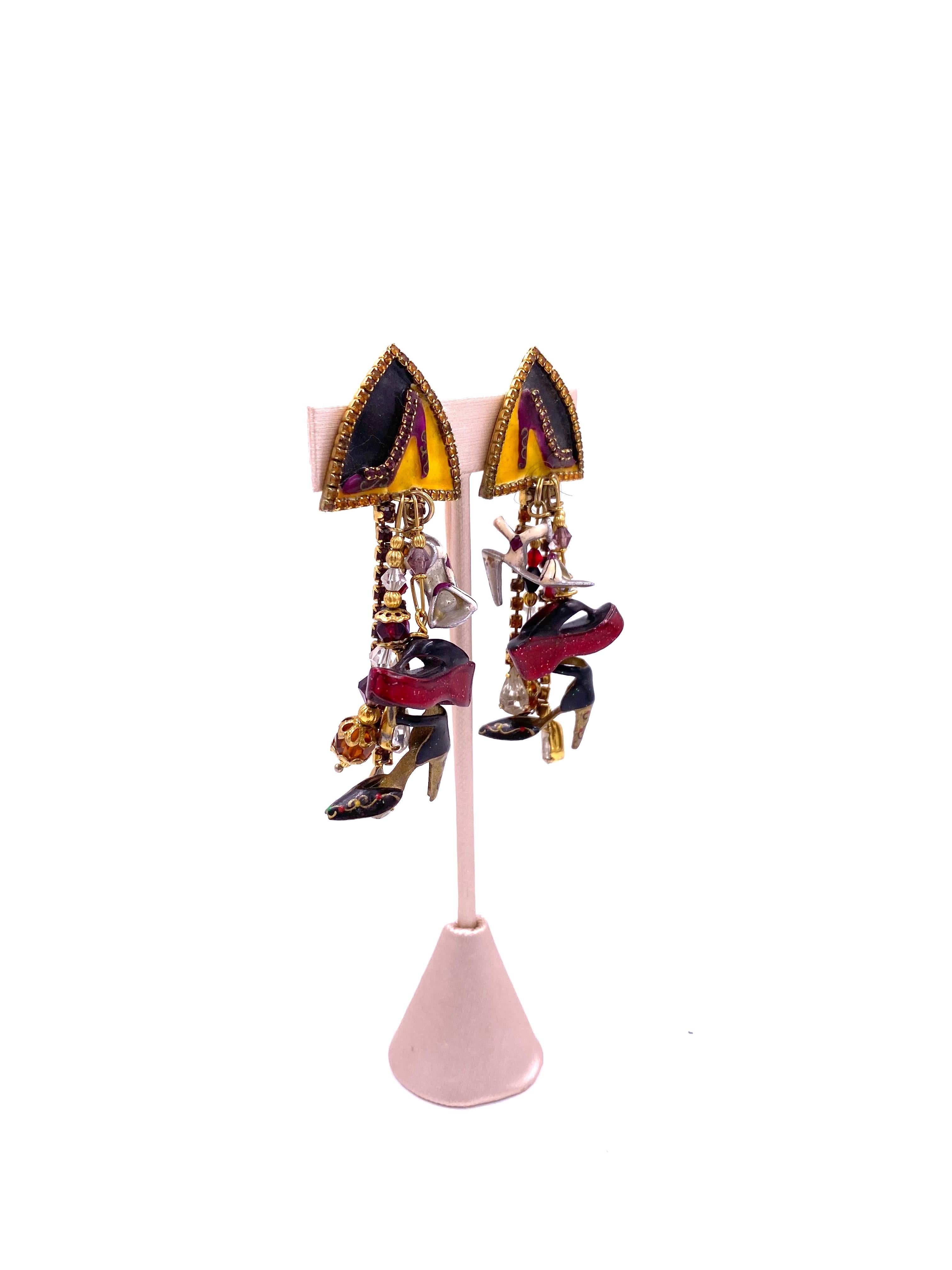 Lunch at The Ritz Shoes Earrings In Excellent Condition In Los Angeles, CA