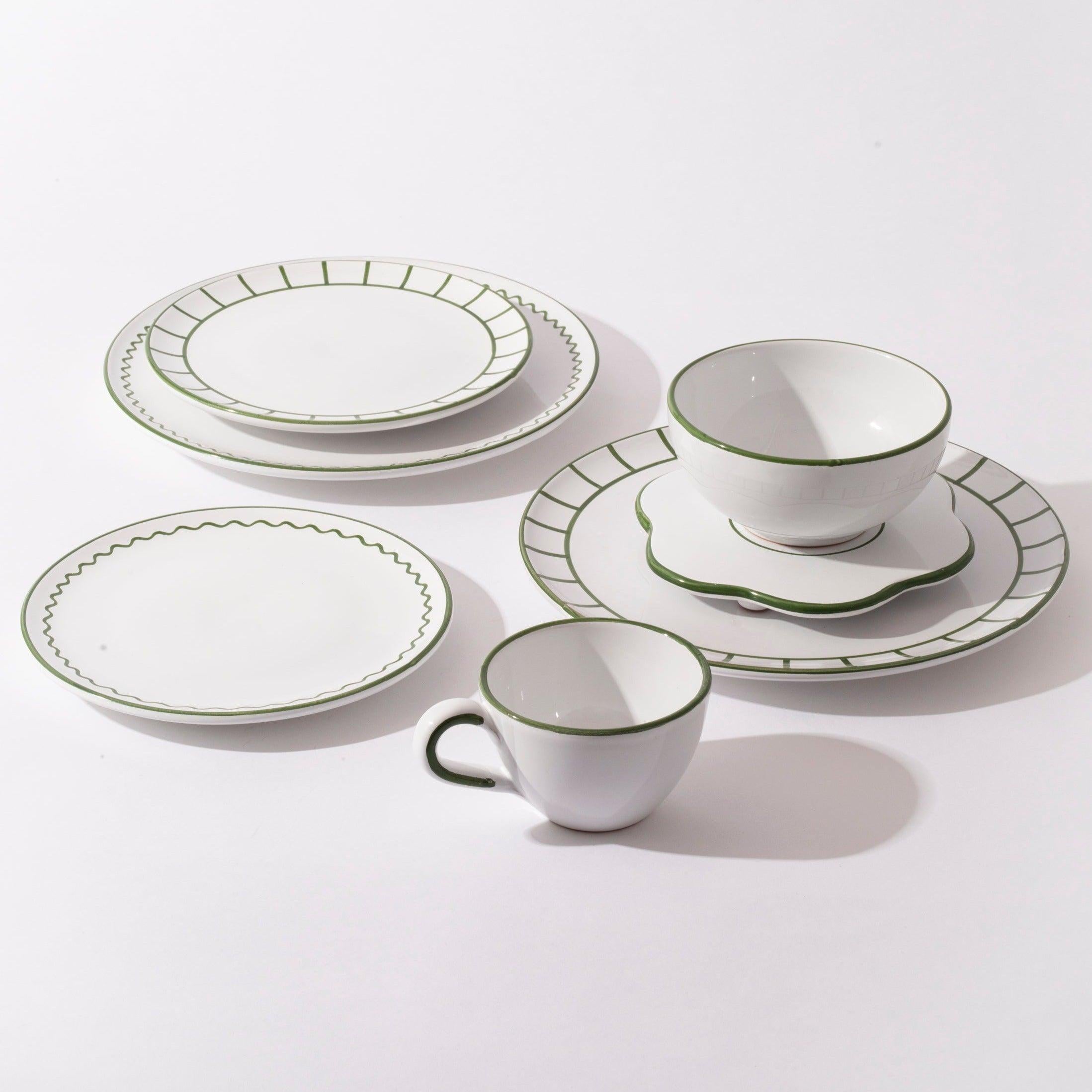 Jore Copenhagen bistro plates are part of the core bistro collection. 
The plate collection is available in 2 sizes and comes in 2 prints in 3 colors. All items can be mixed and matched between prints or colors, or used in sets. 


The lunch