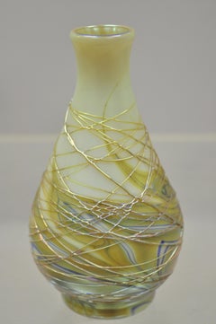 Lundberg Studios 1980 Art Glass Small Cabinet Vase Iridescent Swirl Feather