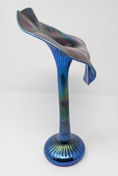 Lundberg Studios Jack in the Pulpit Large Flower Iridescent Art Glass Vase