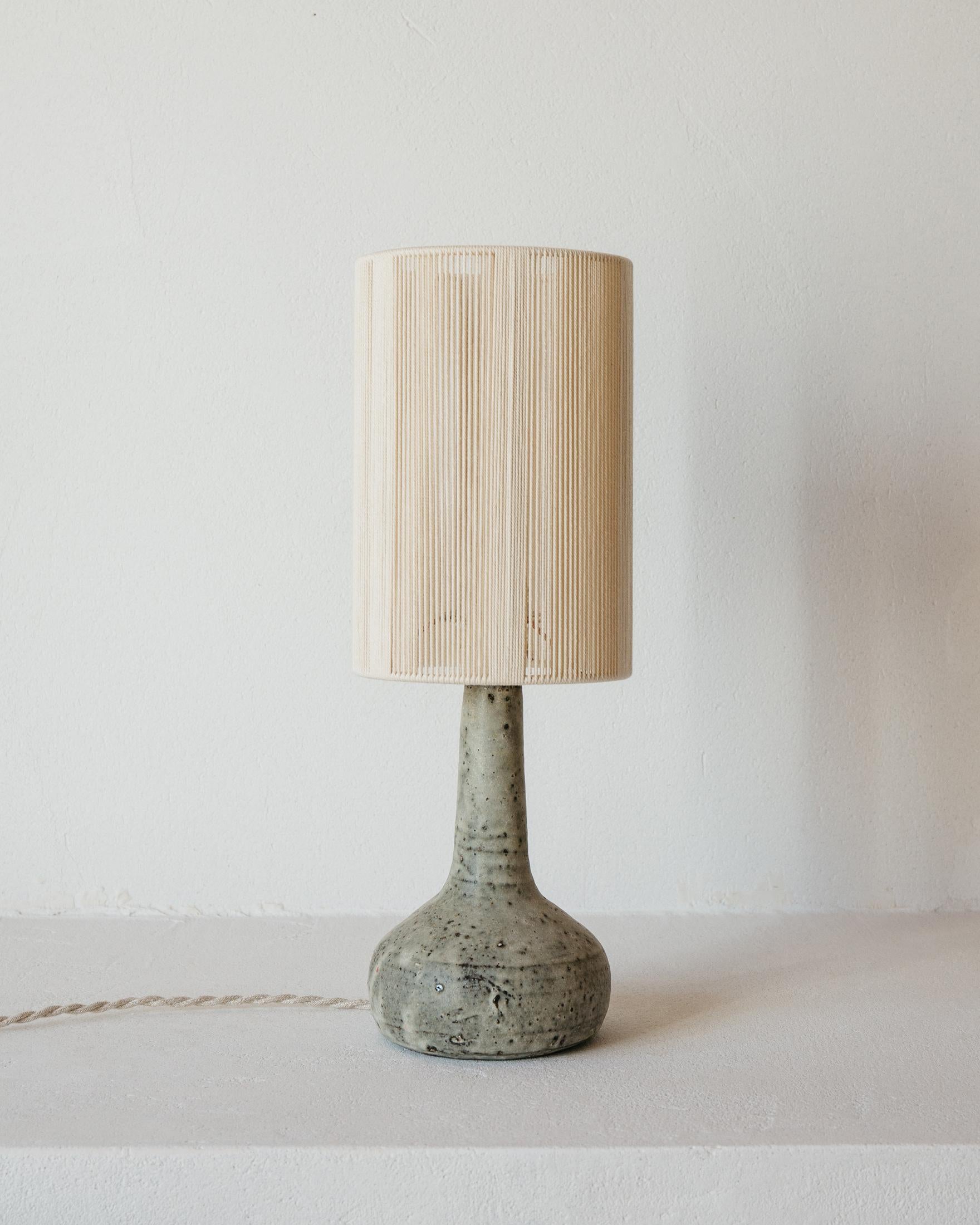 Lune Matte Speckled Grey Ceramic Table Lamp by Grès Éditions In New Condition For Sale In Geneve, CH