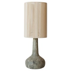 Lune Matte gesprenkelte graue keramik tischlampe von Grès Éditions