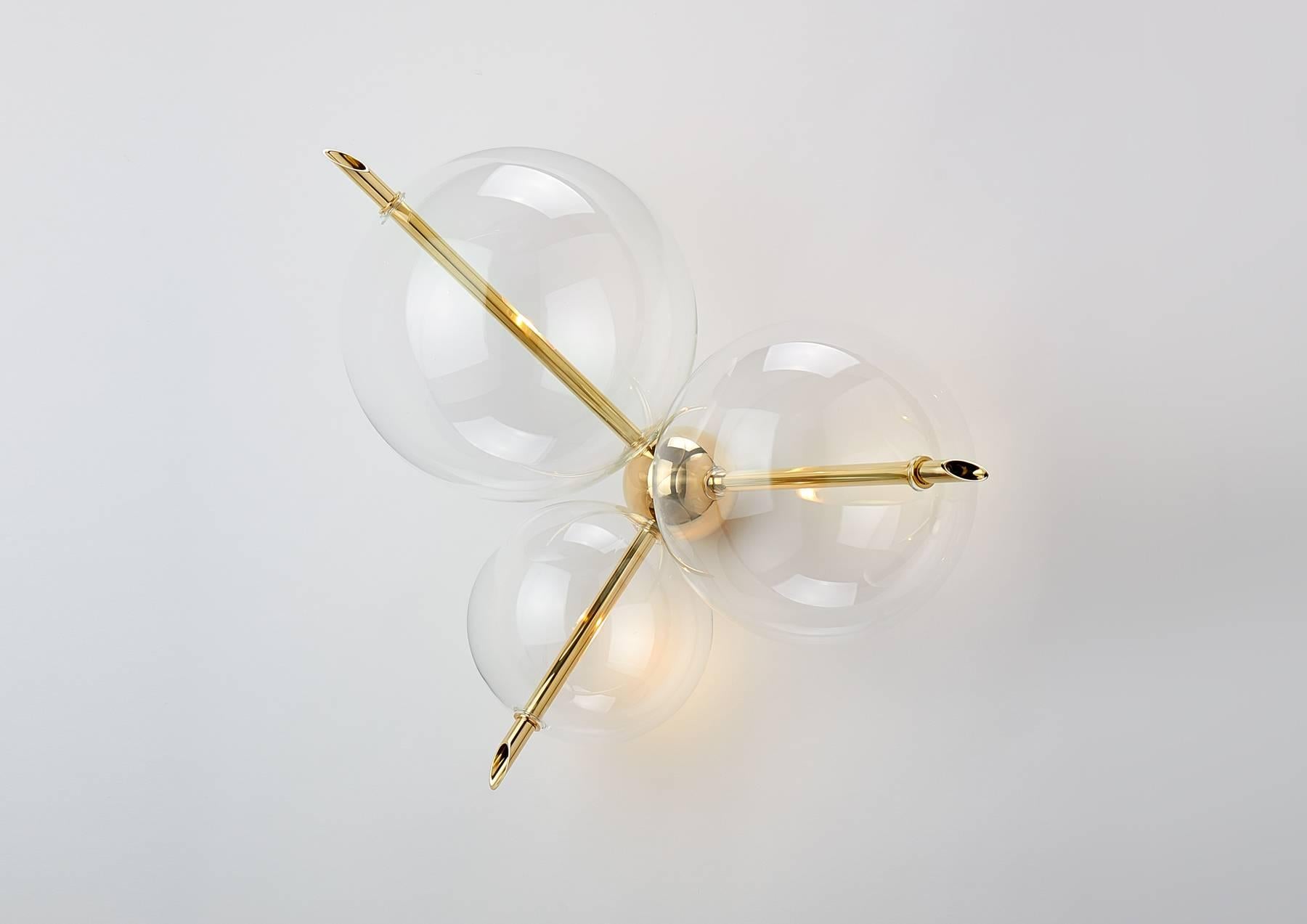 Lune Three lights Contemporary Ceiling Mount / Sconce Polished Brass Blown Glass In New Condition For Sale In Reggio Emilia, IT