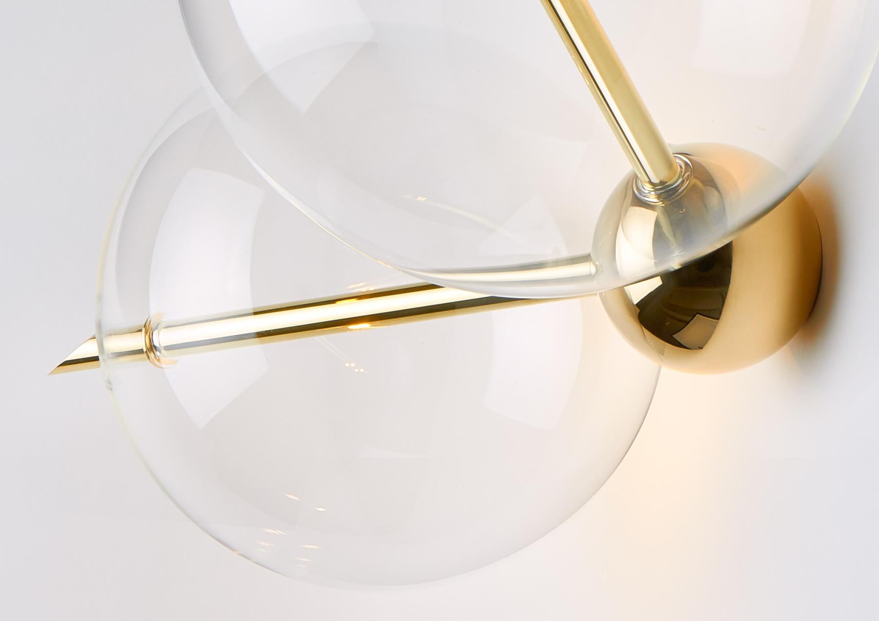 Lune Aplique Contemporáneo Dos Luces Latón Pulido Vidrio Soplado a Mano Hecho a mano en venta