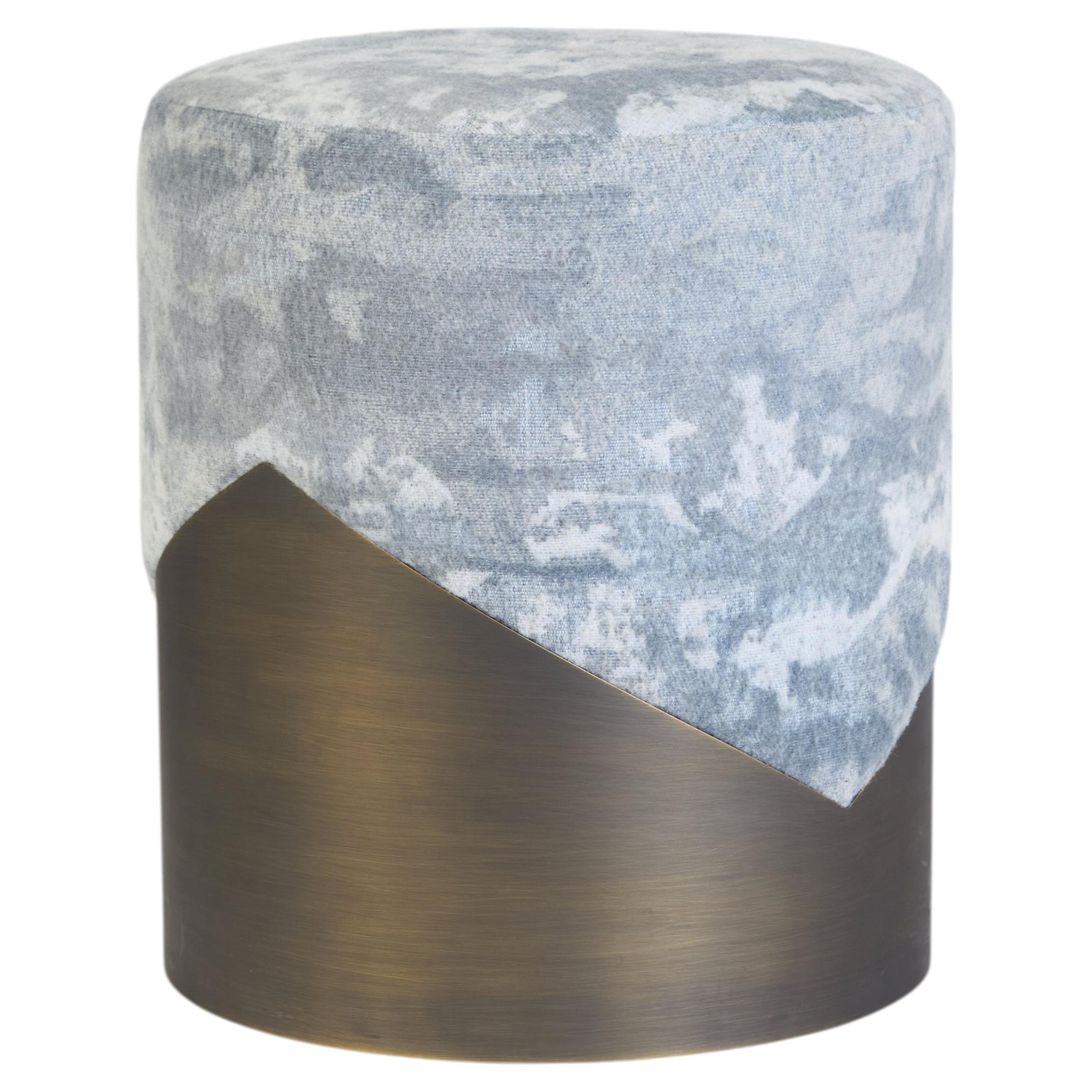 Lune V round upholstered pouf, in COM/COL and Dark Bronze Brass base, by Duistt For Sale