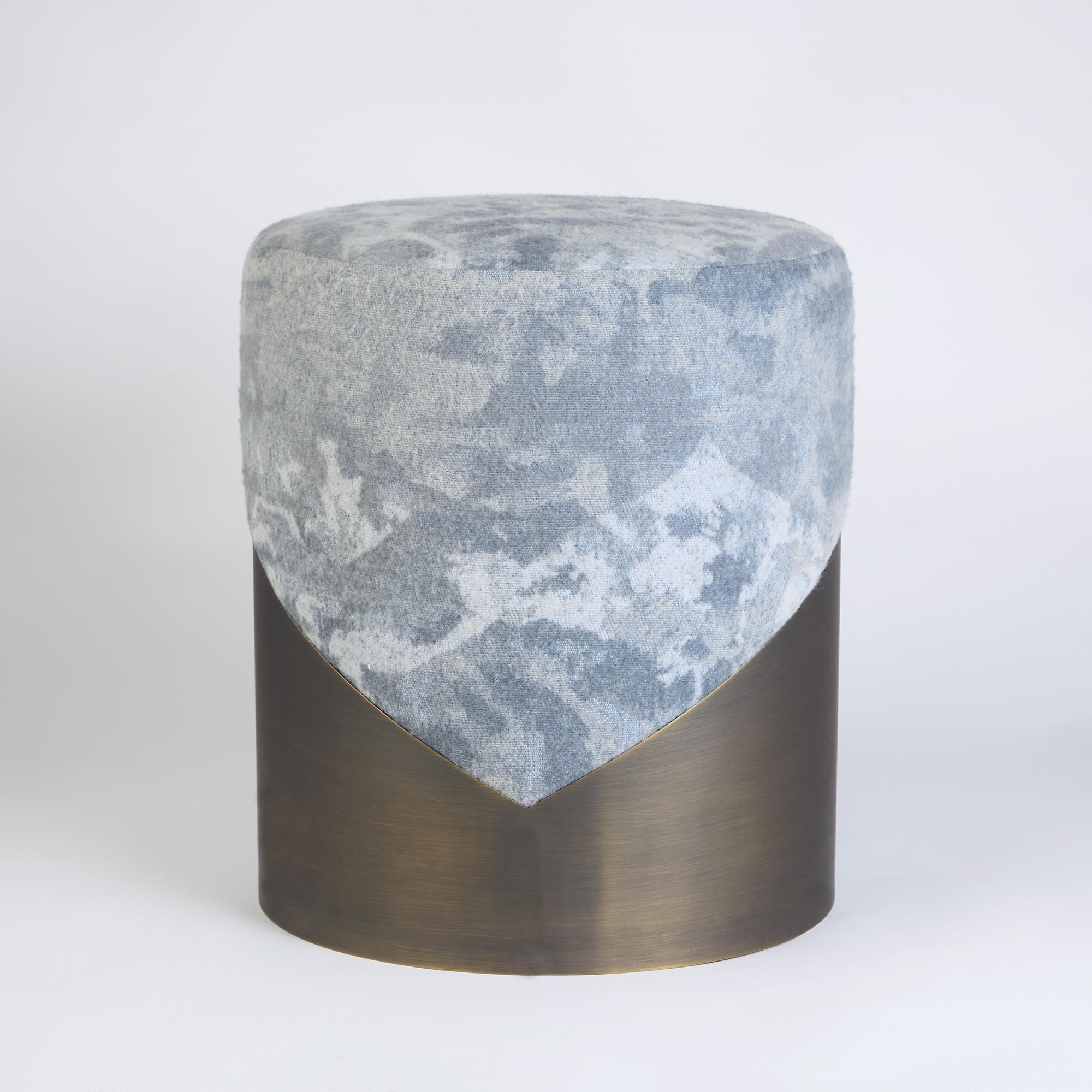 Mid-Century Modern Tabouret Lune V, rembourrage et bronze foncé, fabriqué à la main par Duistt en vente