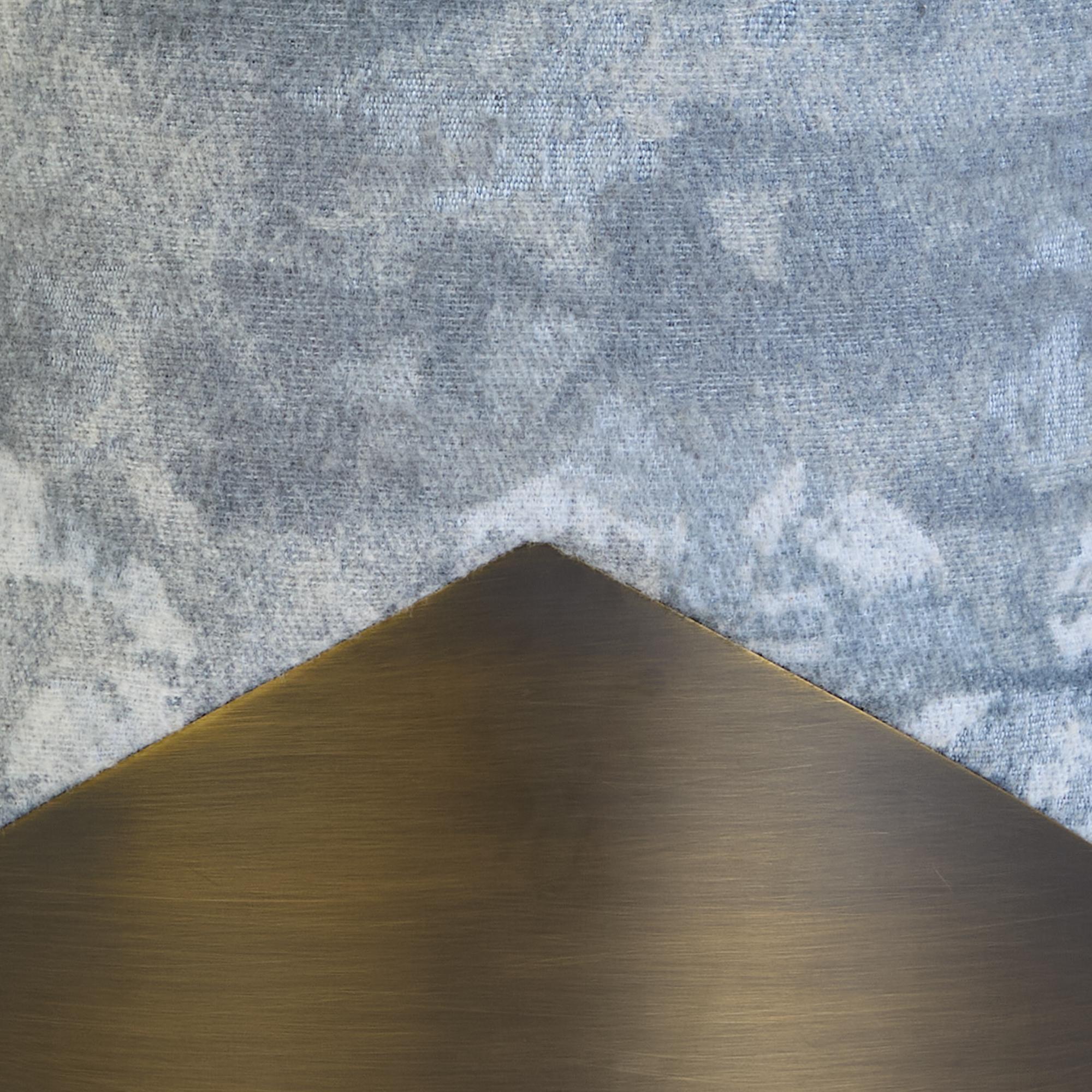 Tabouret Lune V, rembourrage et bronze foncé, fabriqué à la main par Duistt Neuf - En vente à Leça da Palmeira, PT
