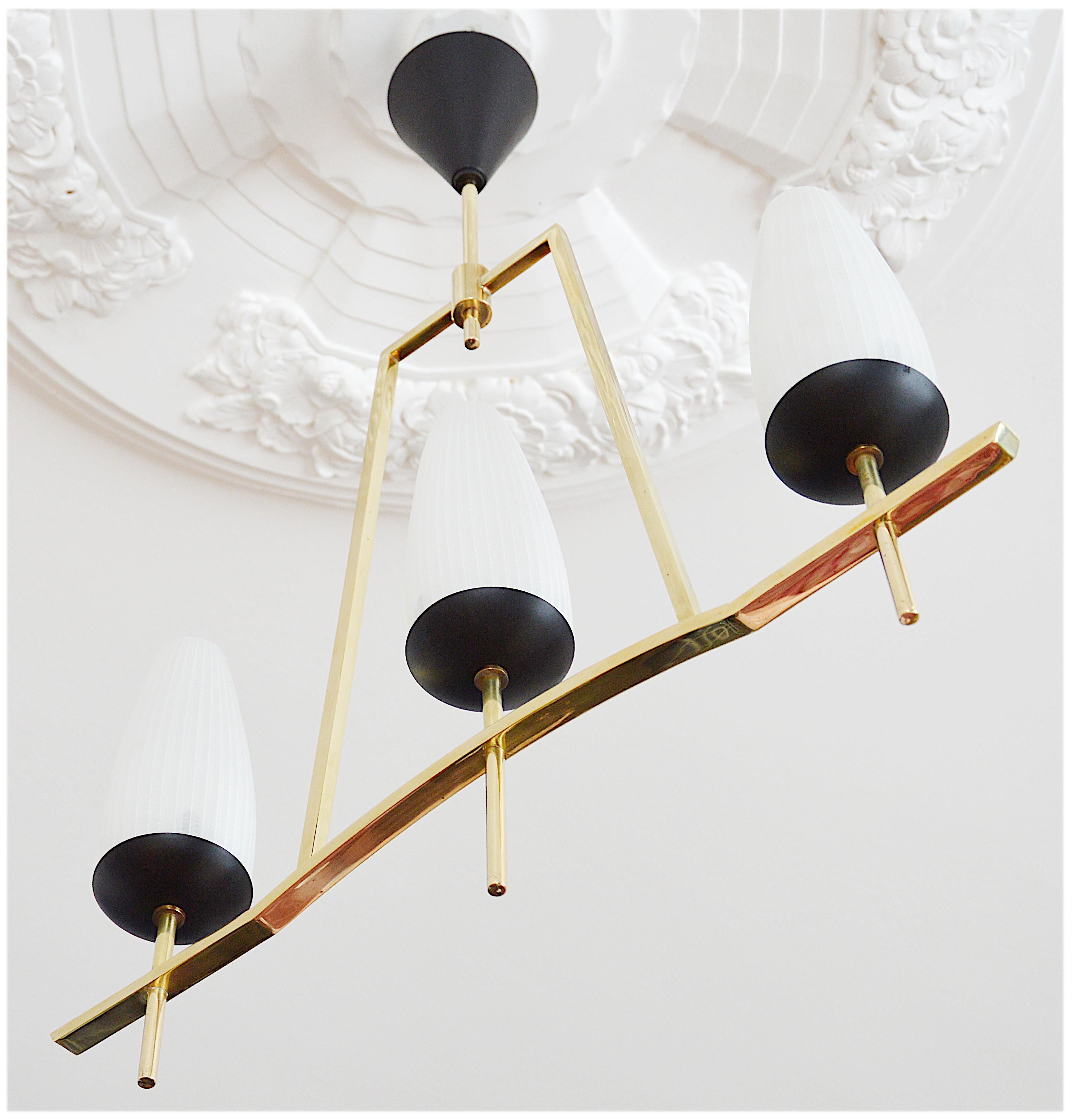 Metallo Lampadario francese di metà secolo Lunel, anni '50 in vendita