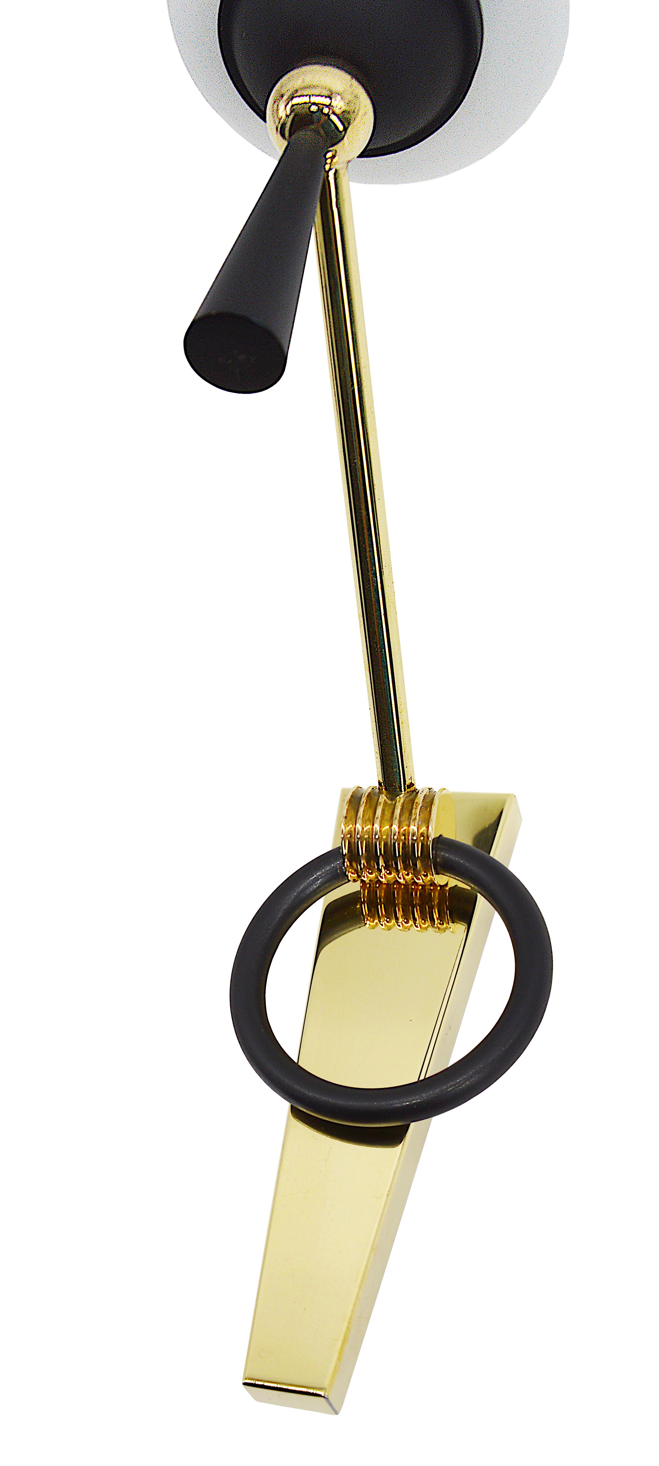 French mid-century pair of wall sconces by Lunel (Paris), France, 1950s. Model 1519C. Brass, metal and glass. Condition: Excellent! Same period as Arlus and Stilnovo. Delivered wired for your country (US, EU, Australia, etc.). Lunel is a lighting