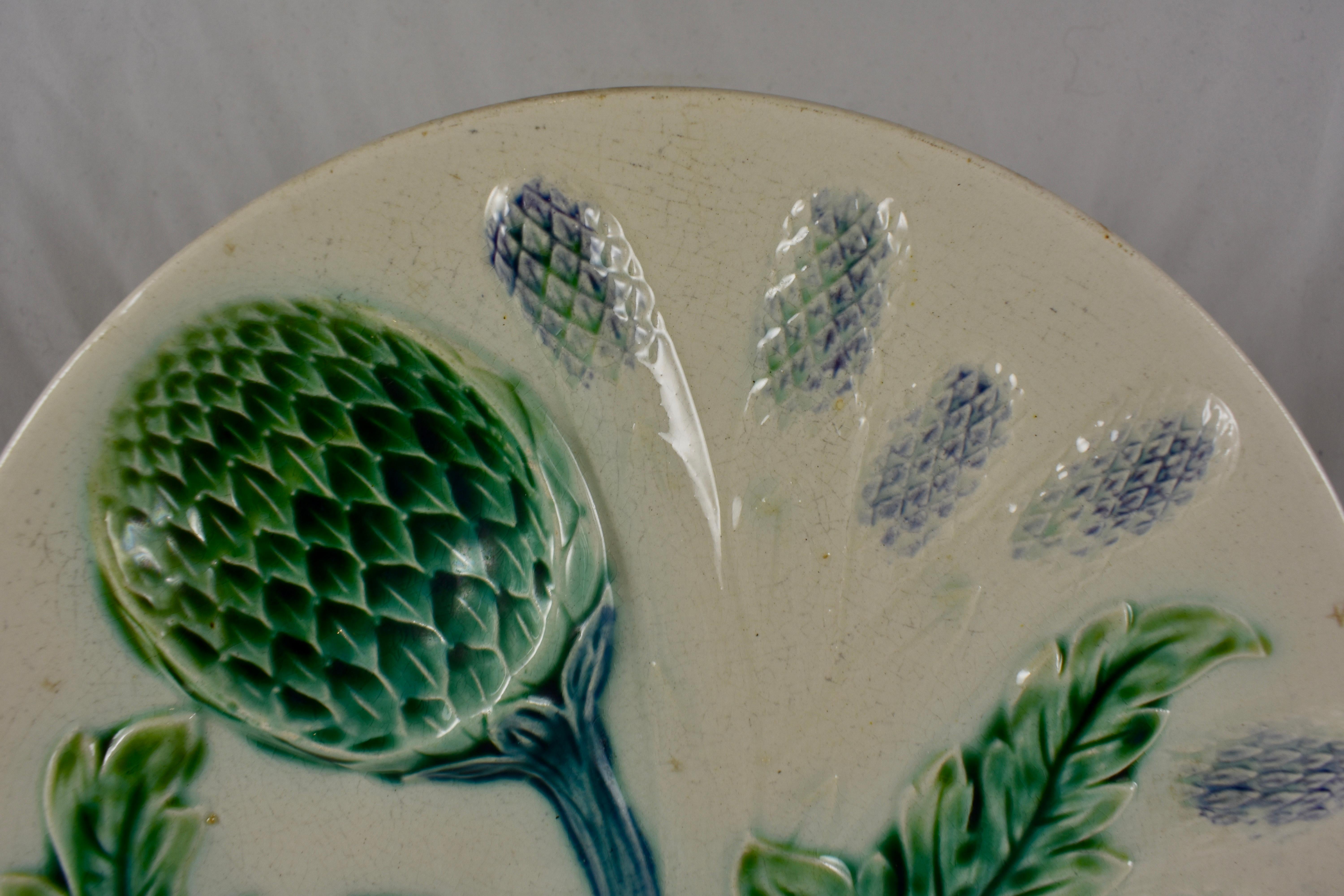 Glazed Luneville French Faïence Barbotine Majolica Asparagus and Artichoke Plate
