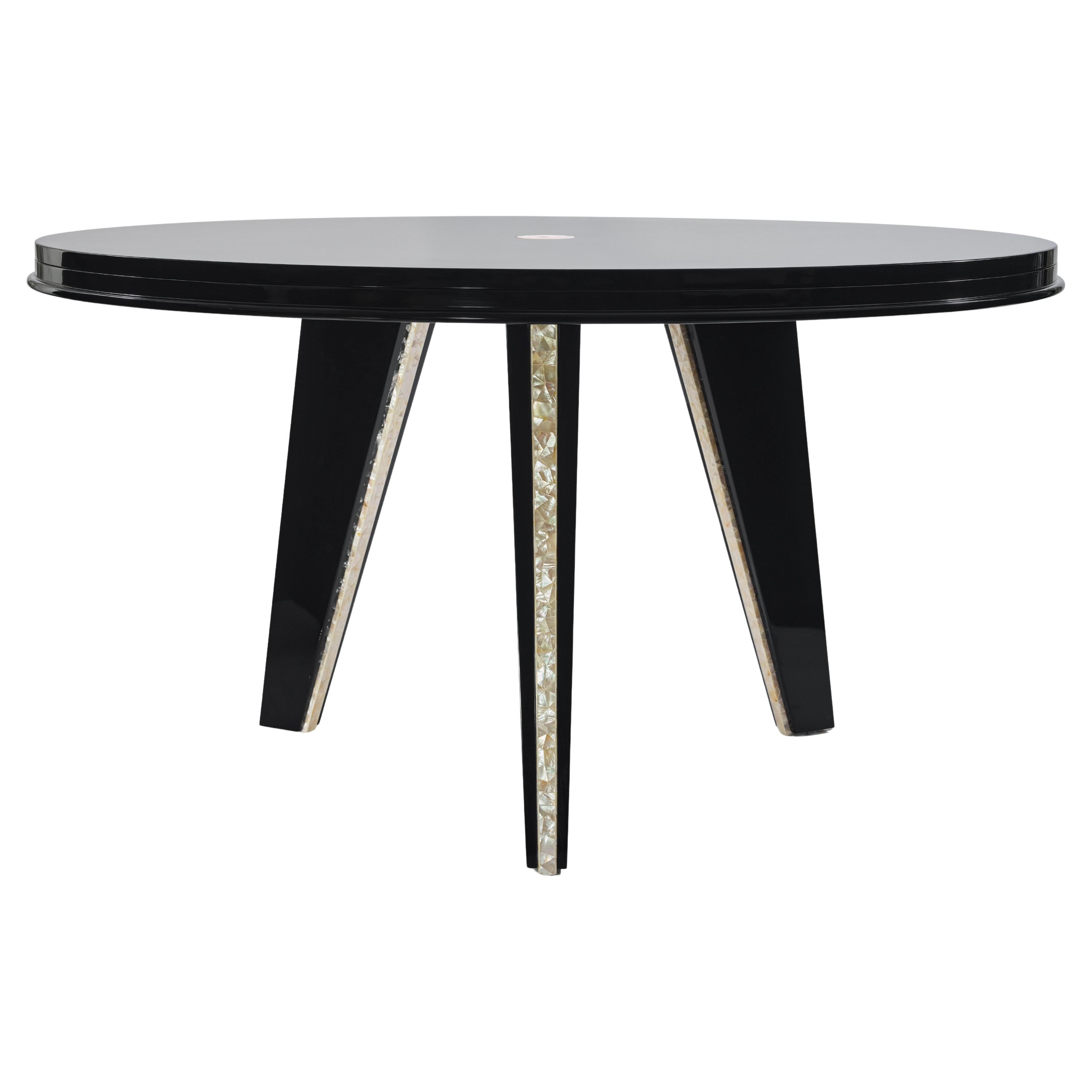 New And Custom Dining Room Tables