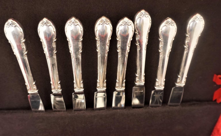 American Lunt Modern Victorian Sterling Silver Flatware Set 51 Pieces For Sale