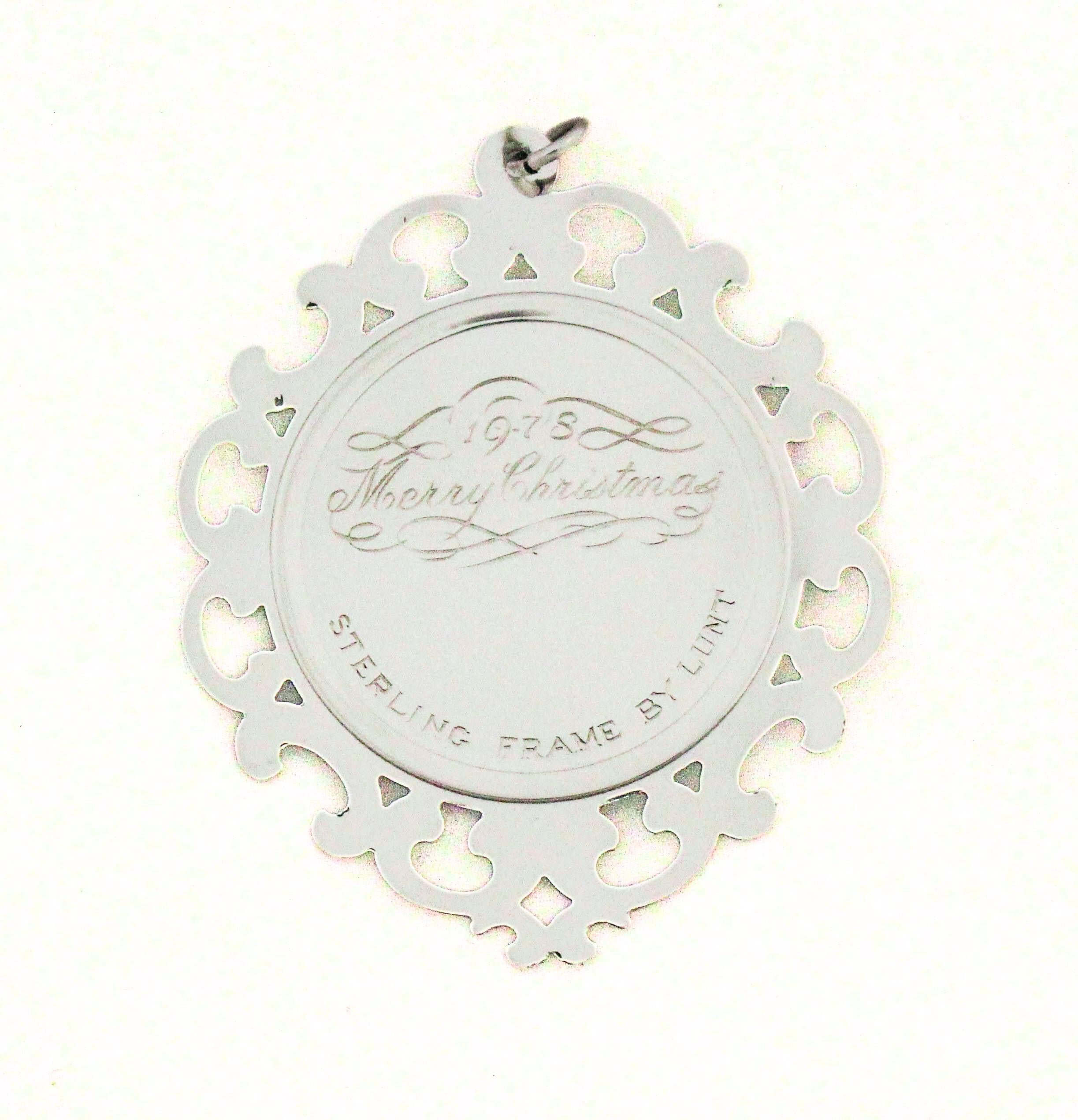 Ornamento natalizio in argento e smalto di Lunt Silversmiths - 1978 In condizioni ottime in vendita a Brooklyn, NY