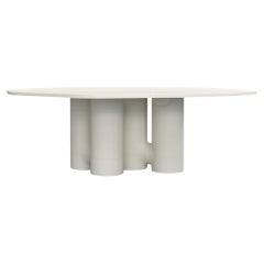 Moulded Mineral Natural White Table, 4 Joint Pieds by MANUFACTURE XXI