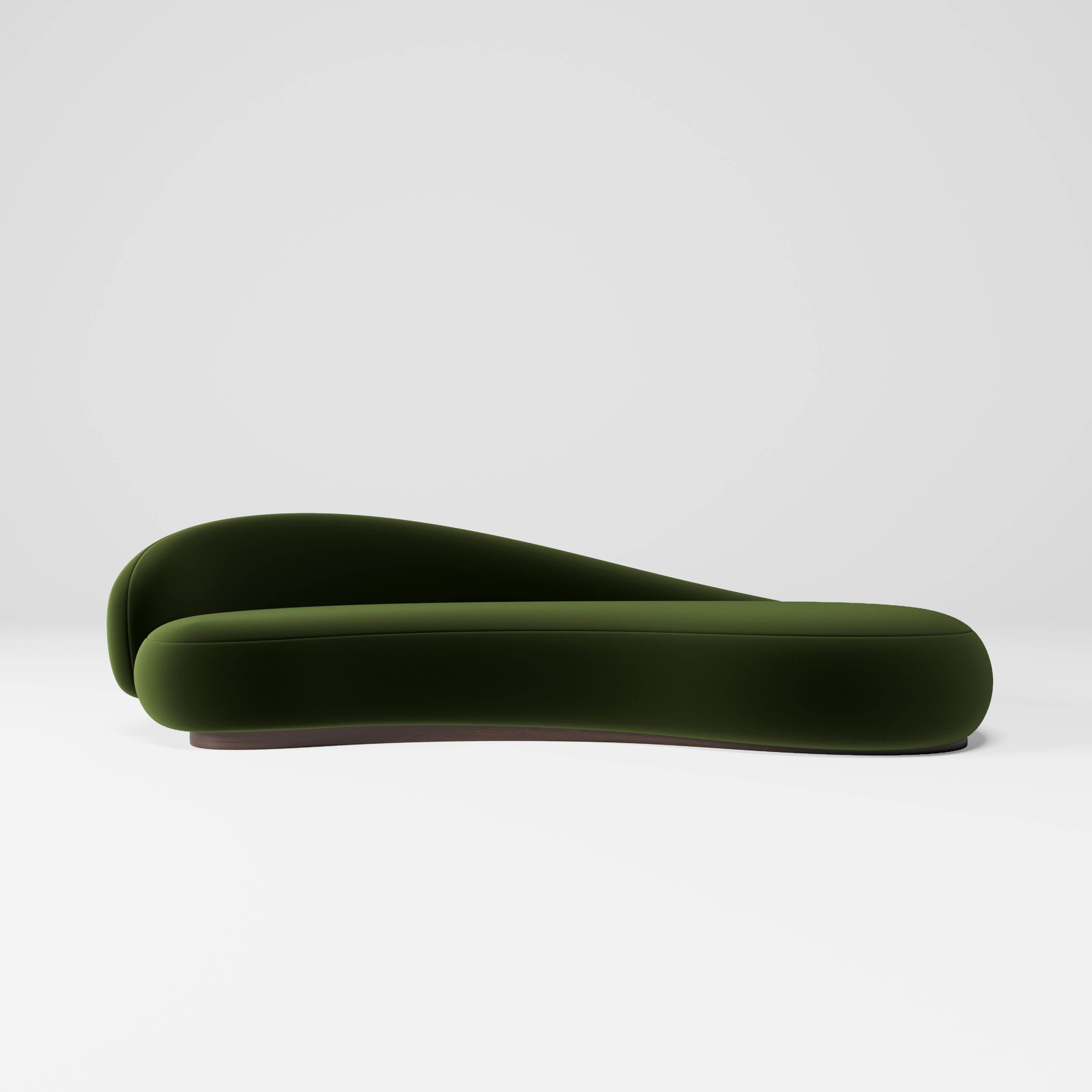 Material information:

Lupa Sofa, which has a flexible velvet fabric that integrates with its organic and curved structure, does not have any lumps or defects in its details. In addition, it provides a long-lasting use with its easy-to-clean fabric