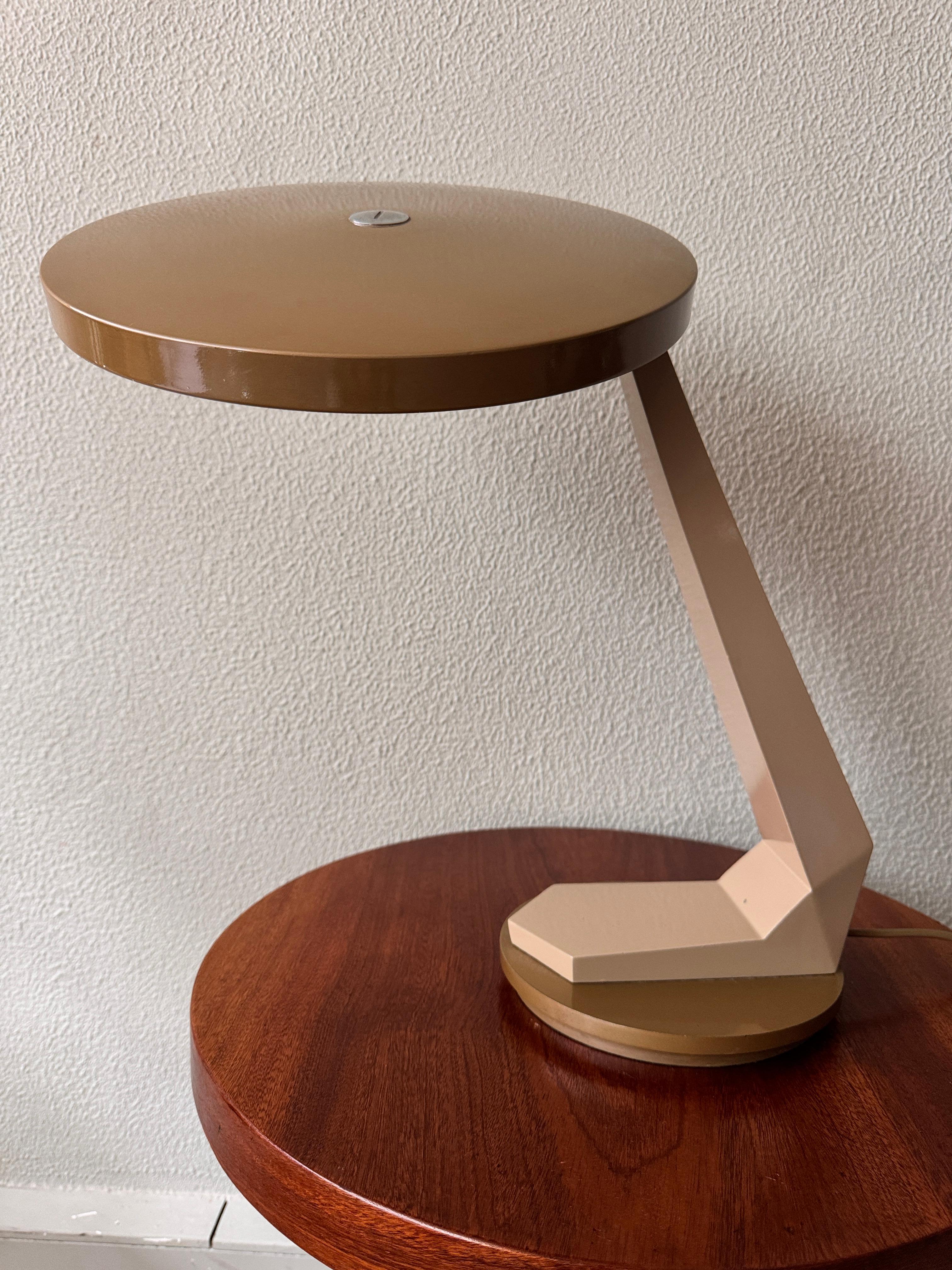Lámpara de mesa Lupela de Luis Peres de la Oliva - España Años 60 en venta 1