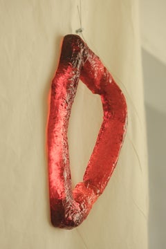Sunburst Lur Wandskulptur aus handgeformtem Harz von Szymon Keller