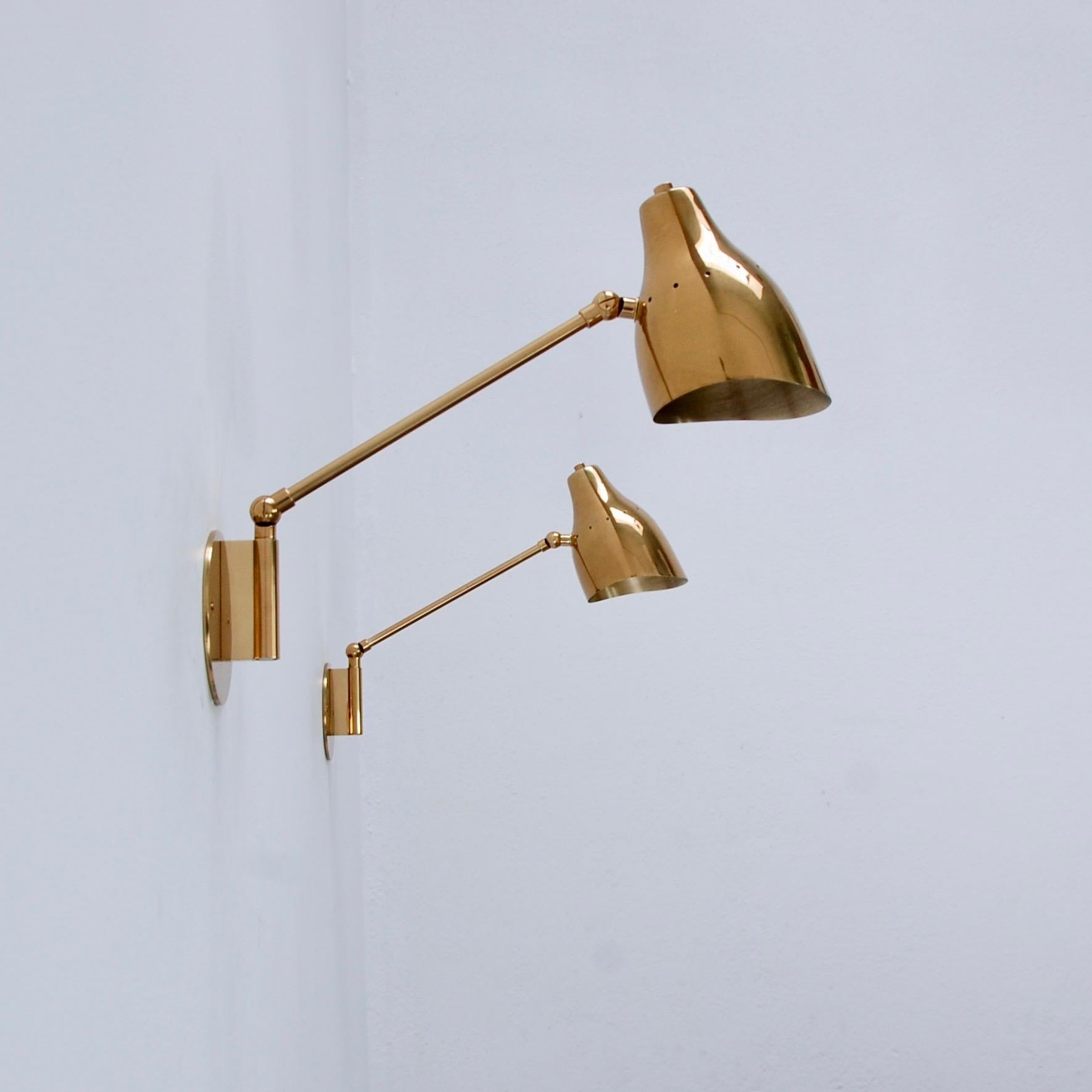 American LUread FS Sconce BR For Sale