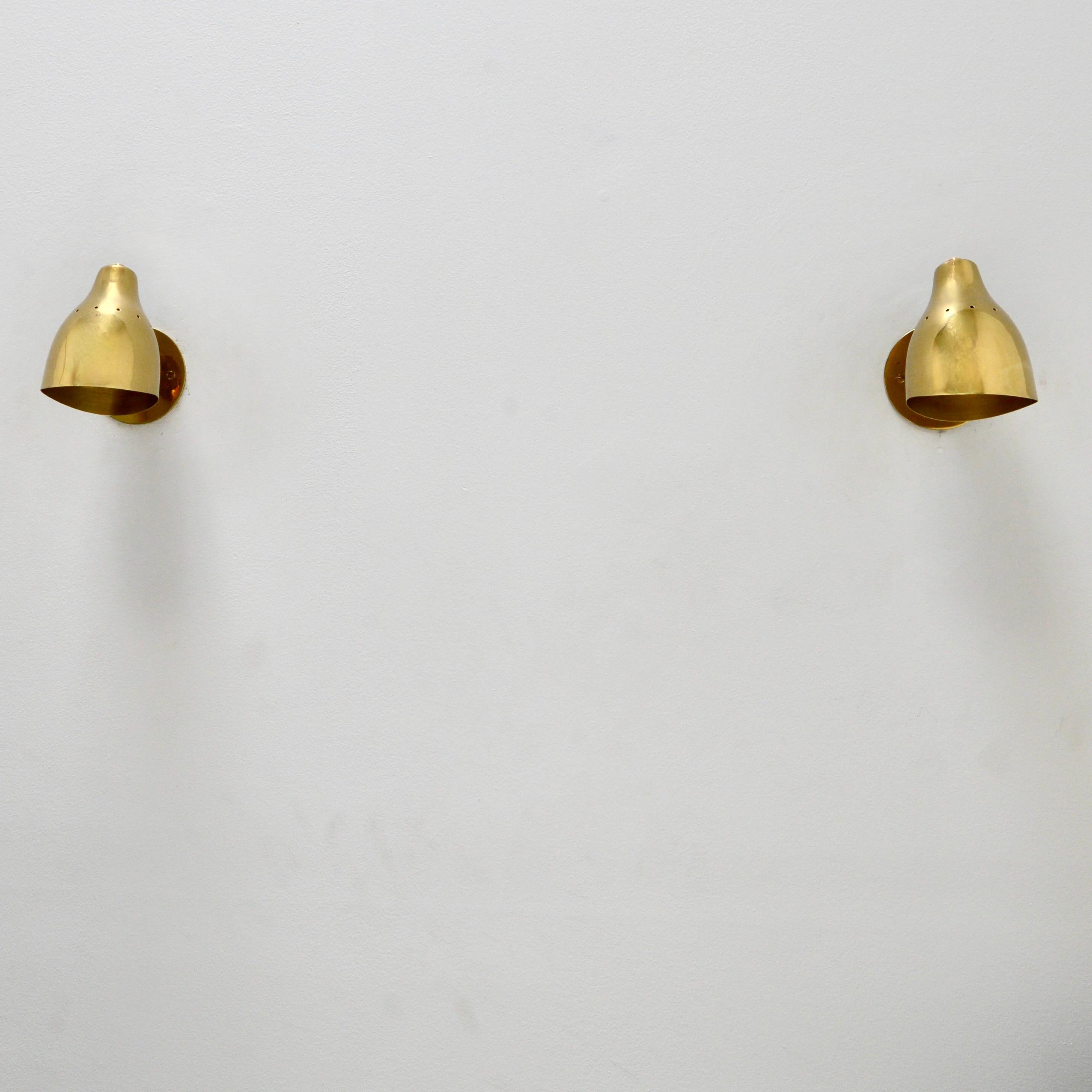 Mid-Century Modern Luread Spot Sconce 'S' BR For Sale