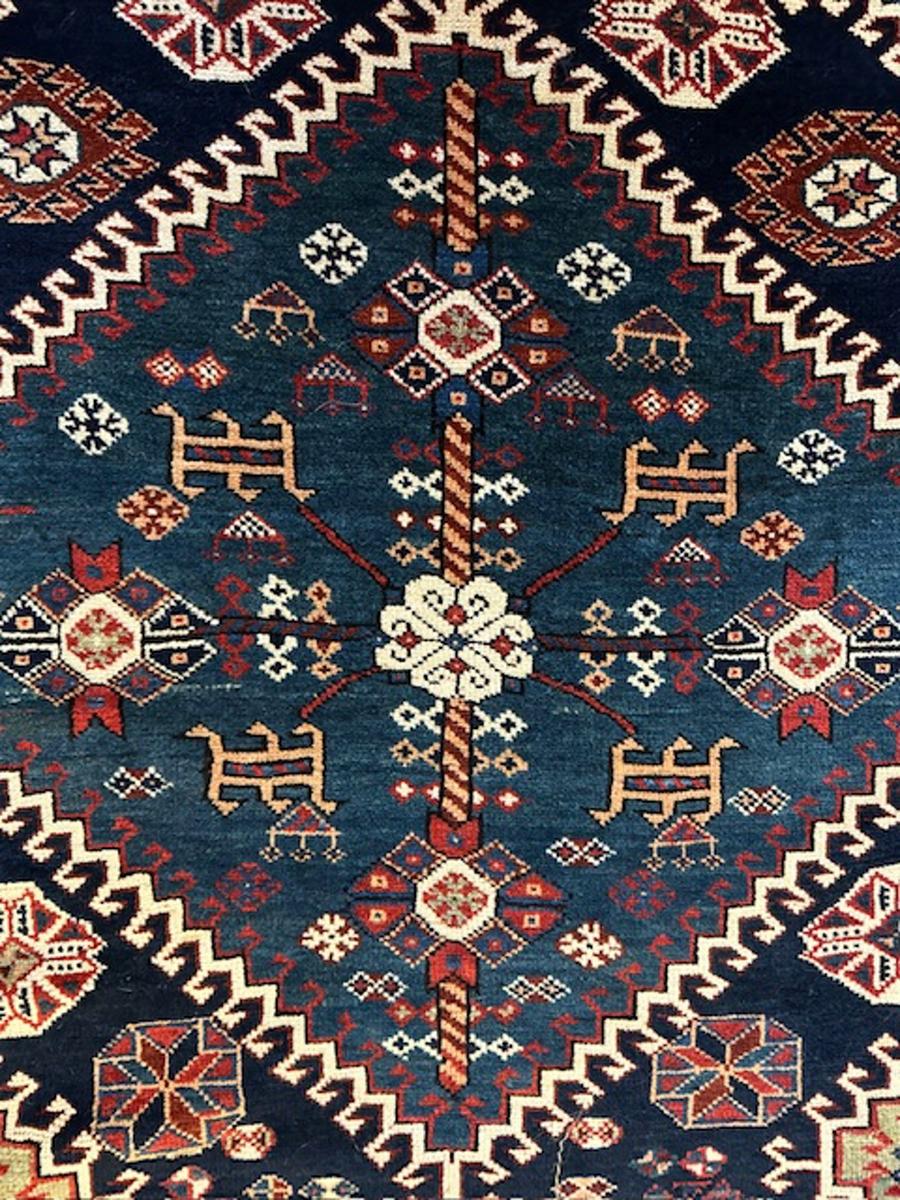 Alfombra Luri en Bueno estado para la venta en NEW YORK, NY